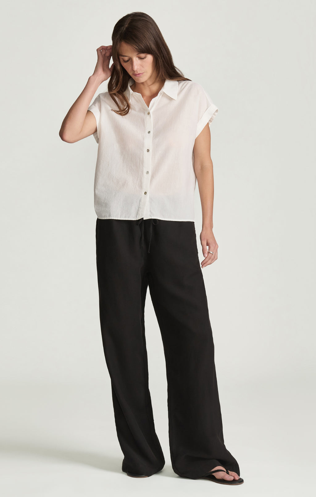 SLEEVELESS BUTTON-UP SHIRT IN WHITE - Mavi Jeans
