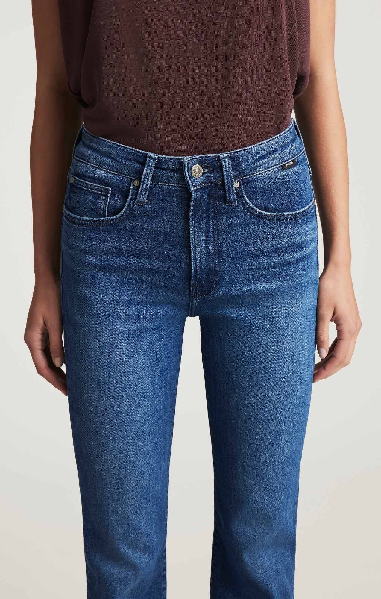 ANIKA CROPPED FLARE IN DARK BRUSHED FLEX BLUE - Mavi Jeans