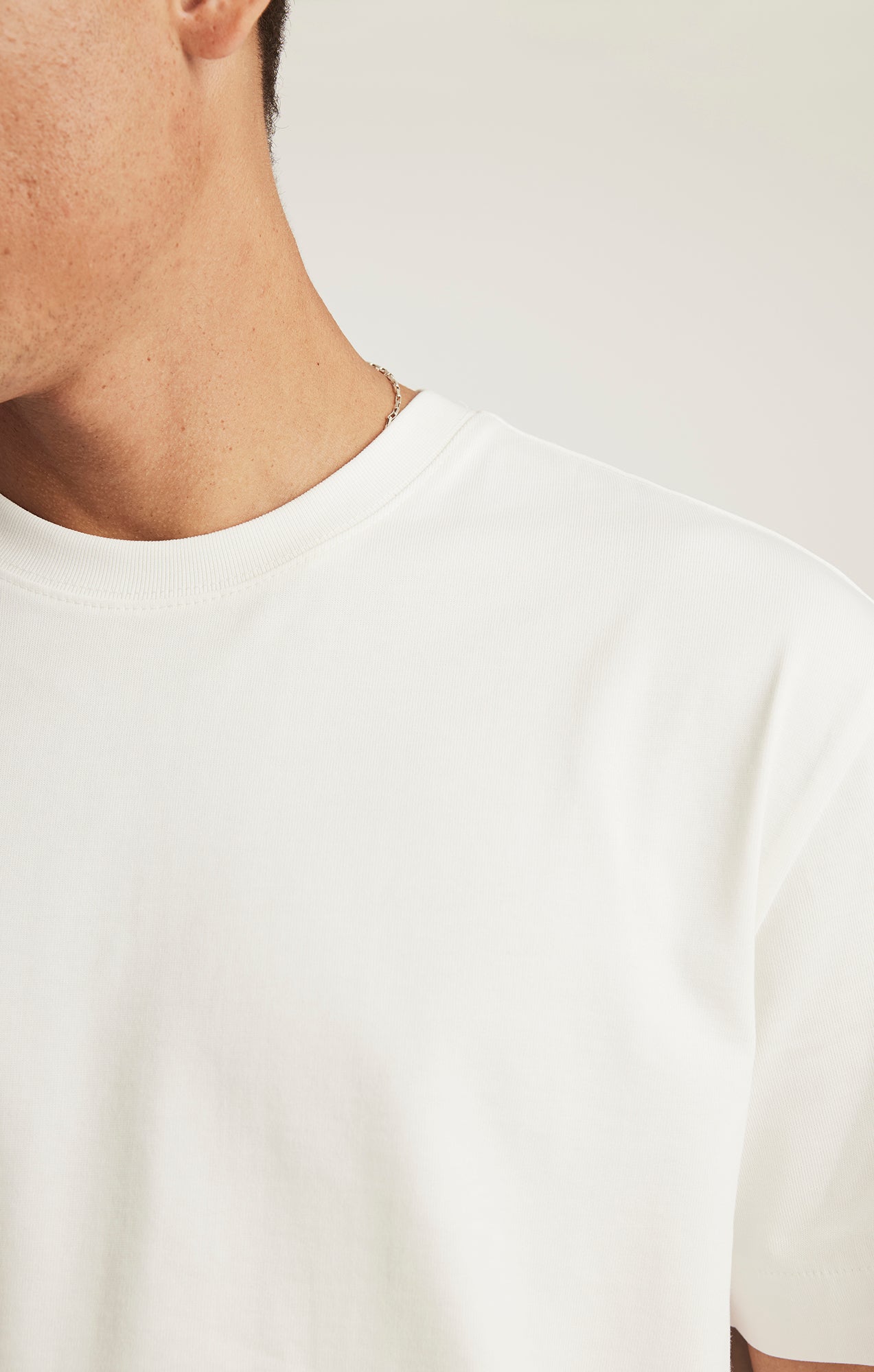 SHORT SLEEVE CREW NECK T-SHIRT IN ANTIQUE WHITE - Mavi Jeans