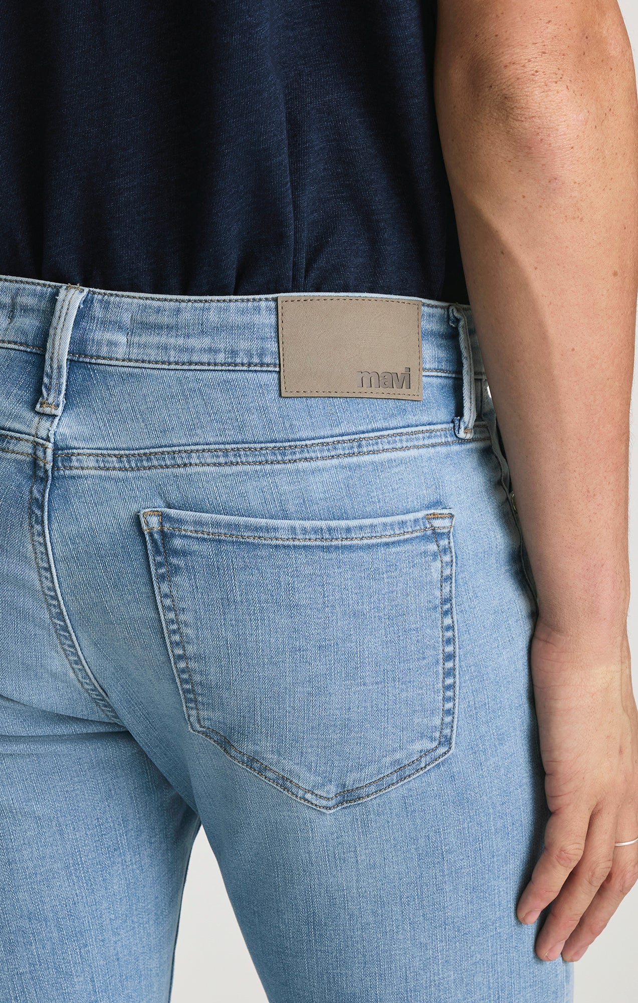 JAKE SLIM LEG IN LIGHT USED ORGANIC VINTAGE - Mavi Jeans