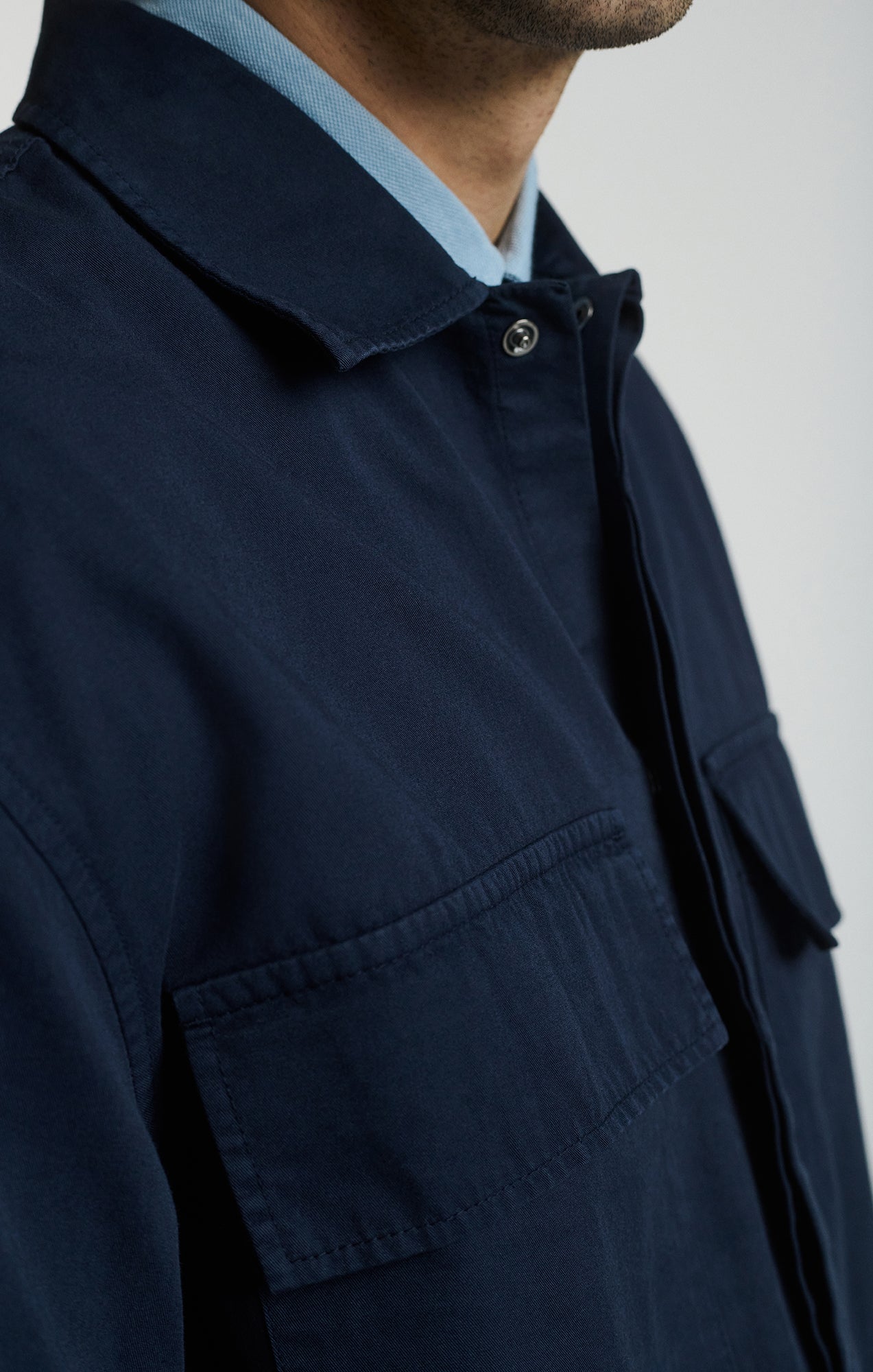 DOUBLE POCKET OVERSHIRT IN BLACK IRIS - Mavi Jeans