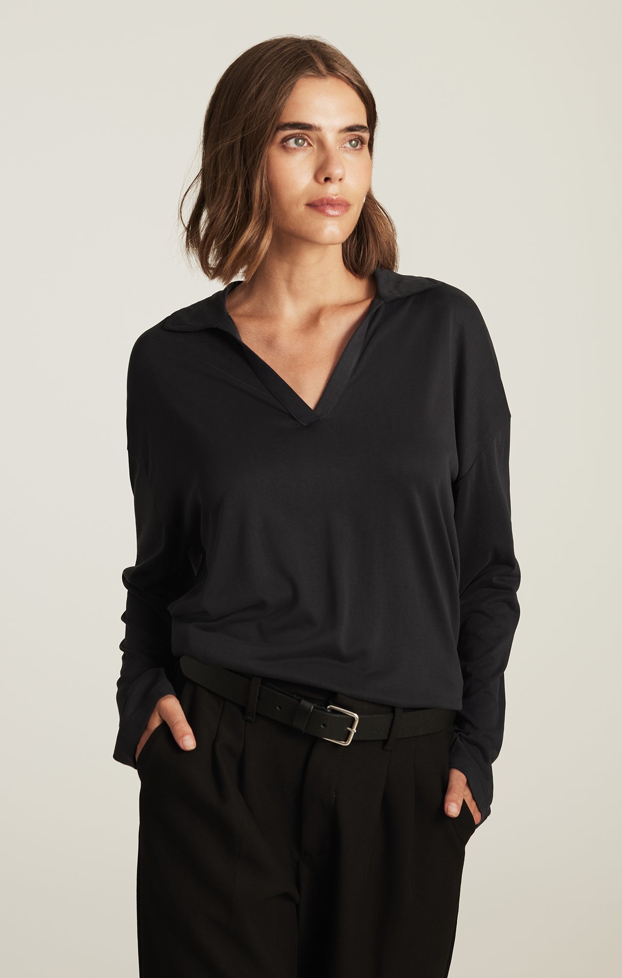 LUXE TOUCH TENCEL™ V-NECK T-SHIRT IN BLACK