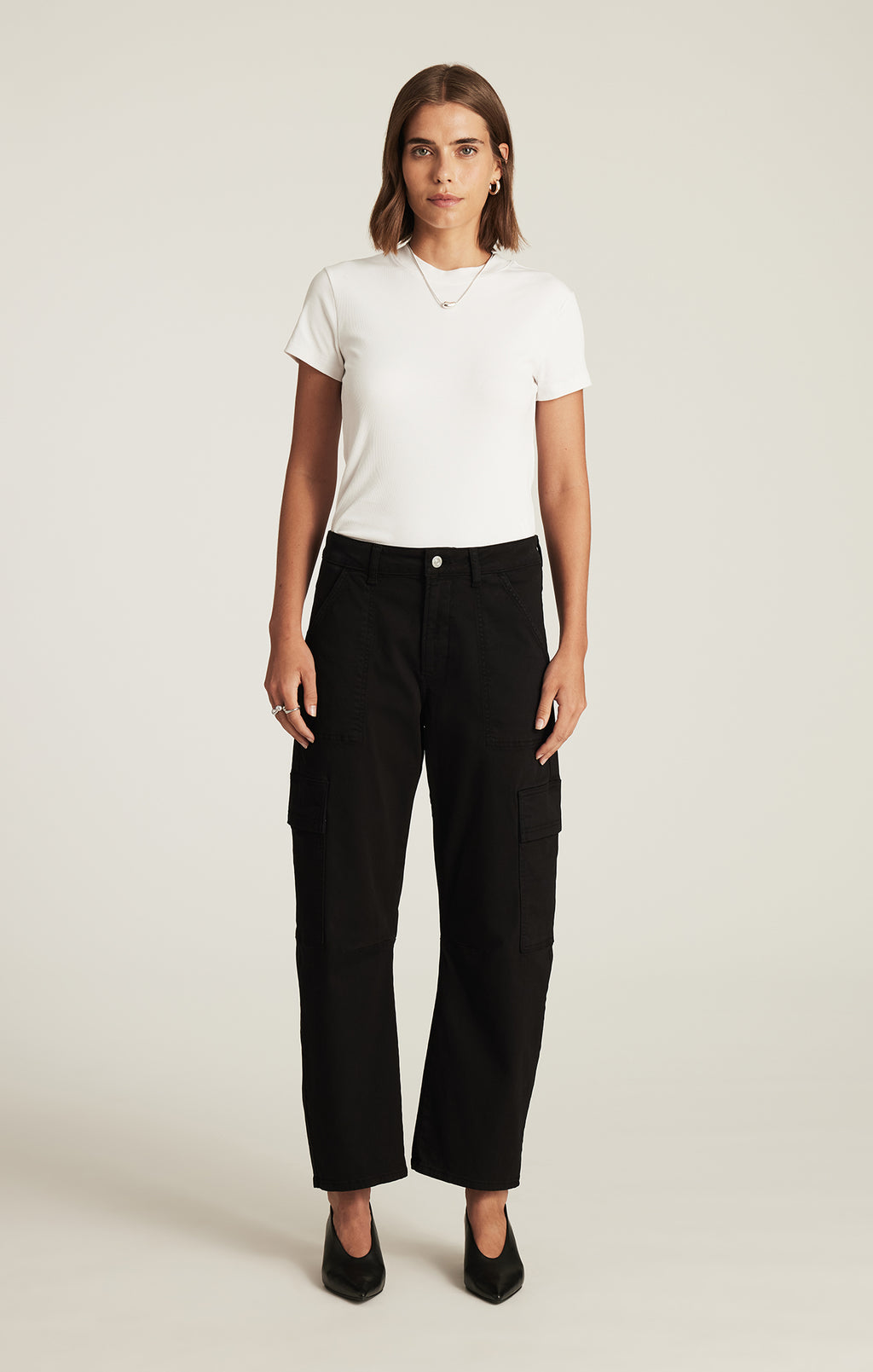 VINNIE BARREL CARGO IN BLACK CASUAL TWILL - Mavi Jeans