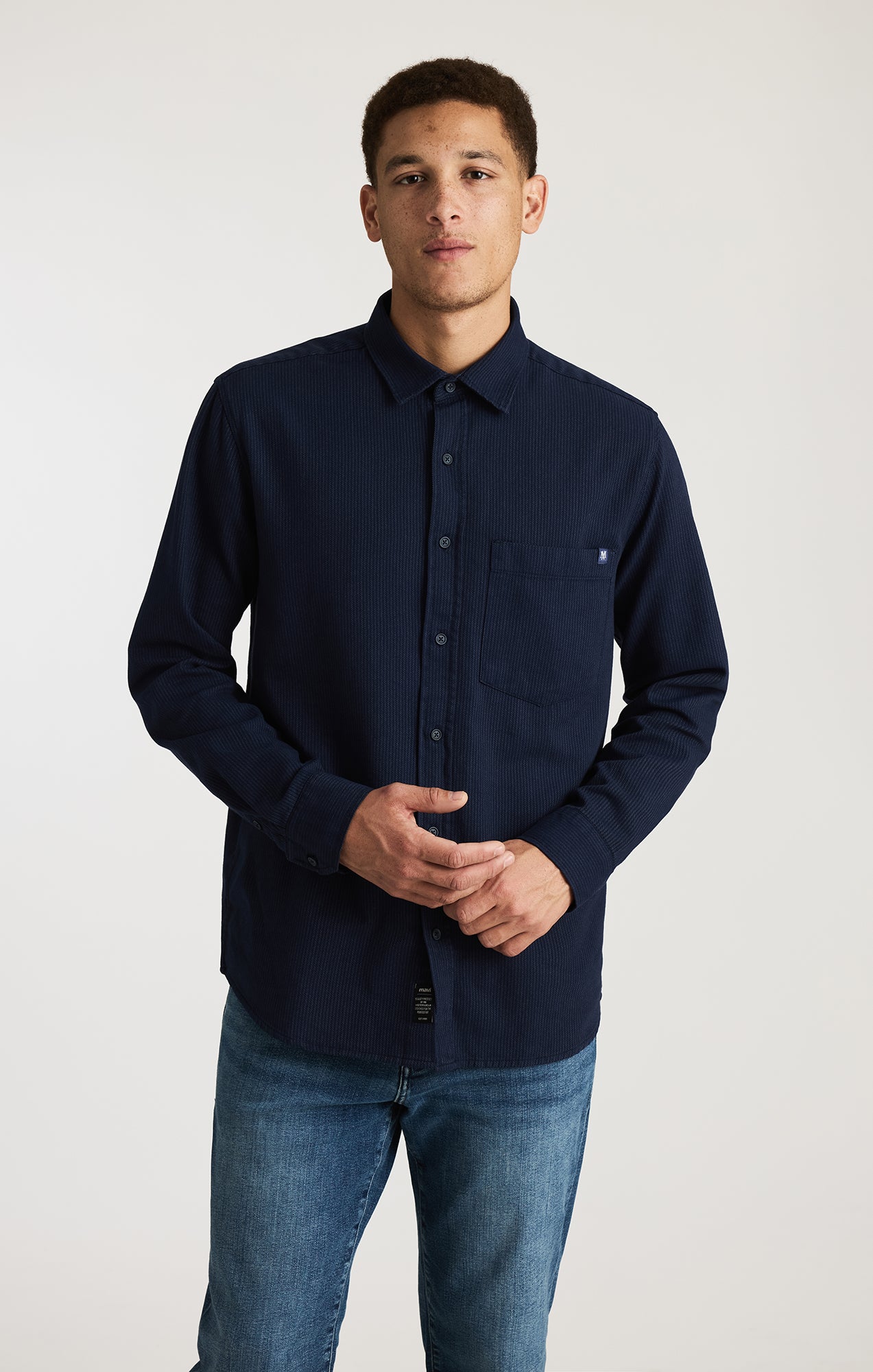 EDITION STRIPED BUTTON-UP SHIRT IN INDIGO