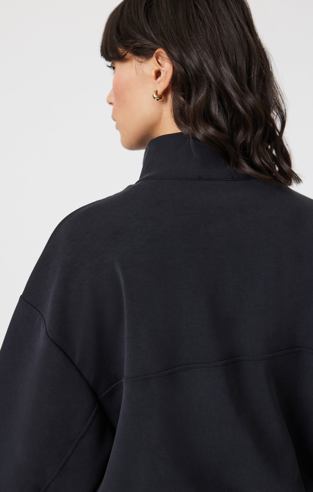SPORTY LUXE TENCEL™ FULL ZIP SWEATSHIRT IN BLACK - Mavi Jeans