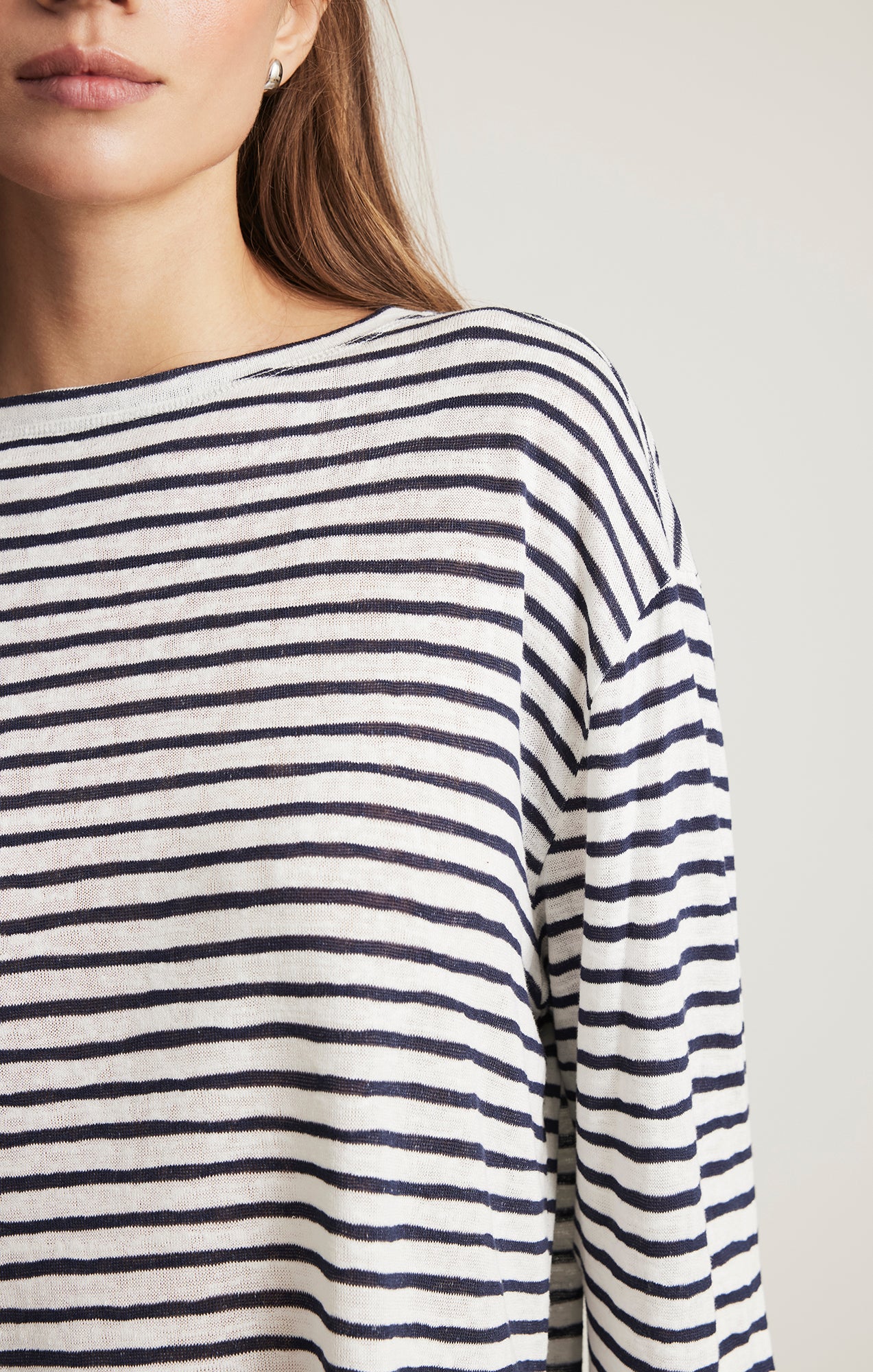 BOAT NECK LONG SLEEVE T-SHIRT IN NAVY BLAZER STRIPE