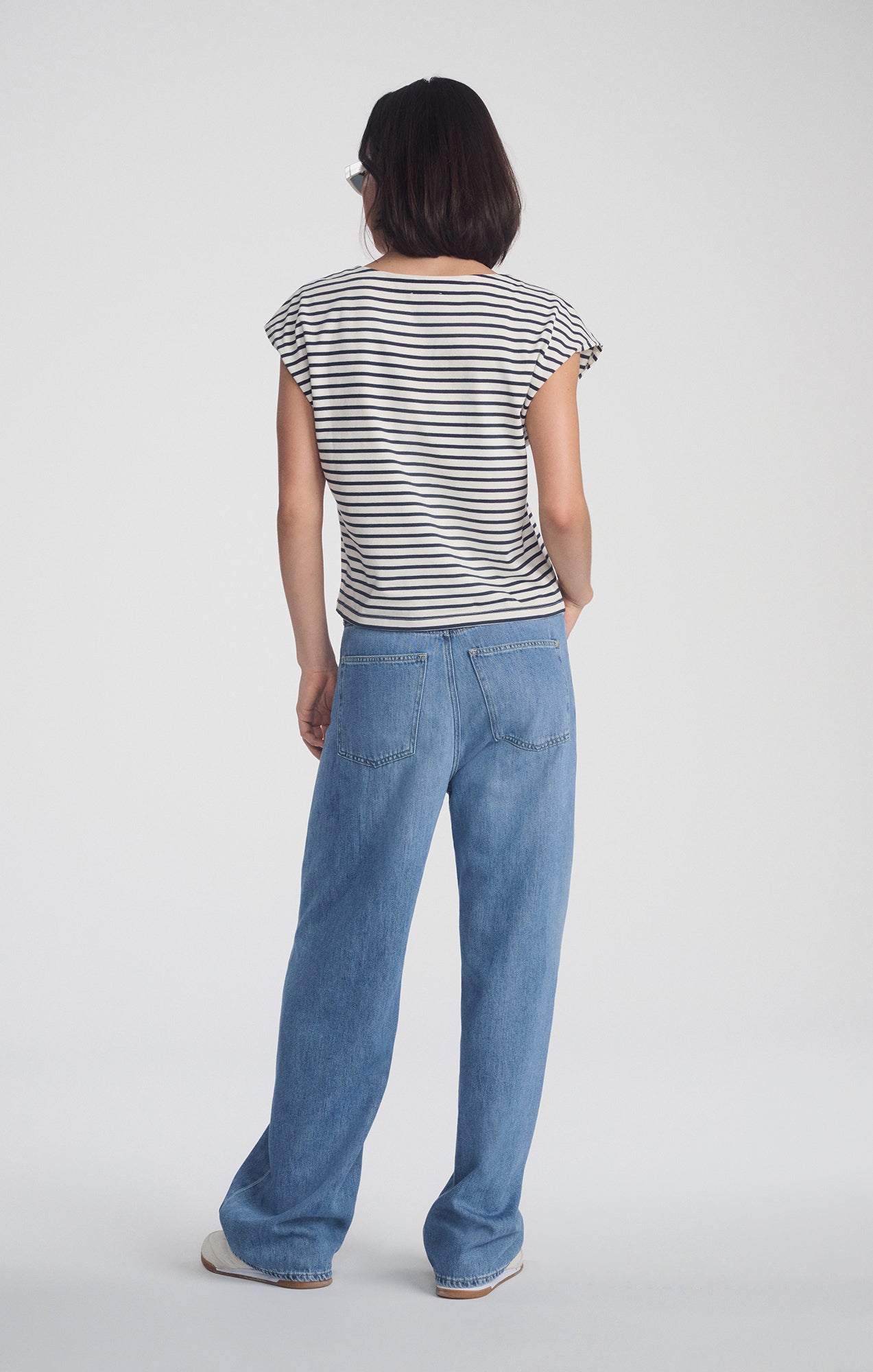 BOAT NECK SLEEVELESS SHIRT IN NAVY BLAZER STRIPE - Mavi Jeans