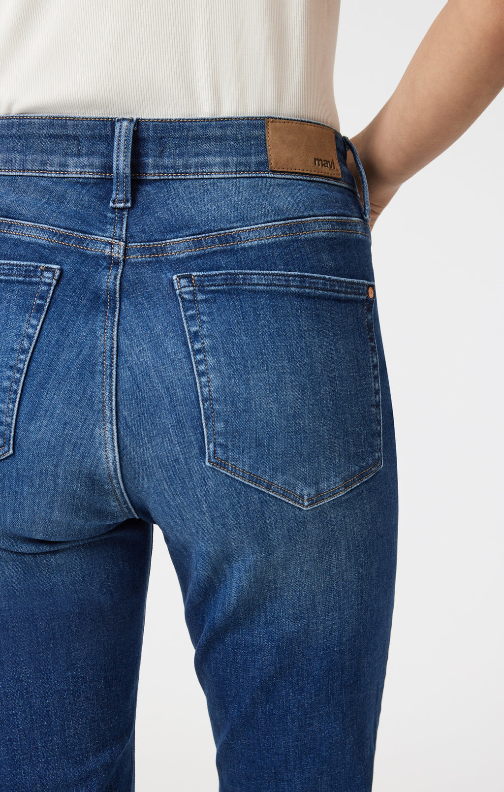 KATHLEEN SLIM BOYFRIEND IN DARK BRUSHED FLEX BLUE - Mavi Jeans