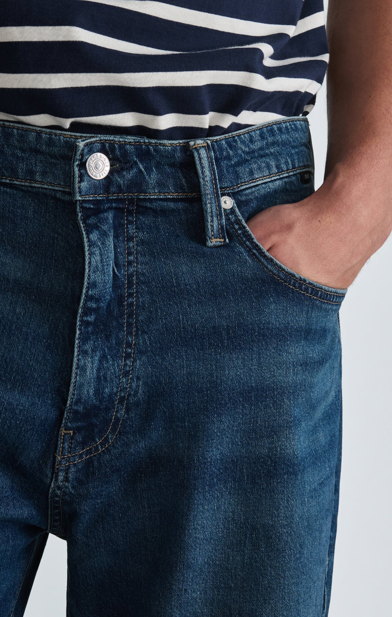 MARCEL LOOSE STRAIGHT LEG IN DARK INDIGO CLASSIC BLUE - Mavi Jeans