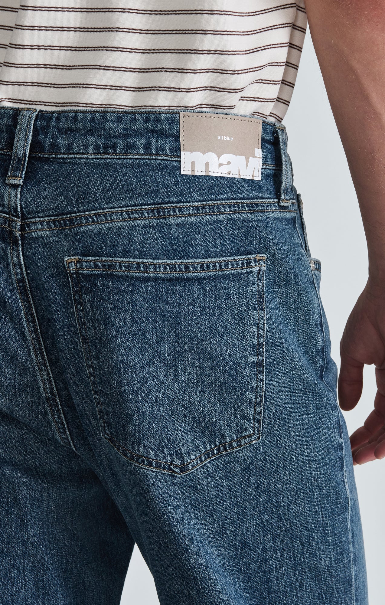 MARLON MODERN STRAIGHT LEG IN USED INDIGO CLASSIC BLUE - Mavi Jeans