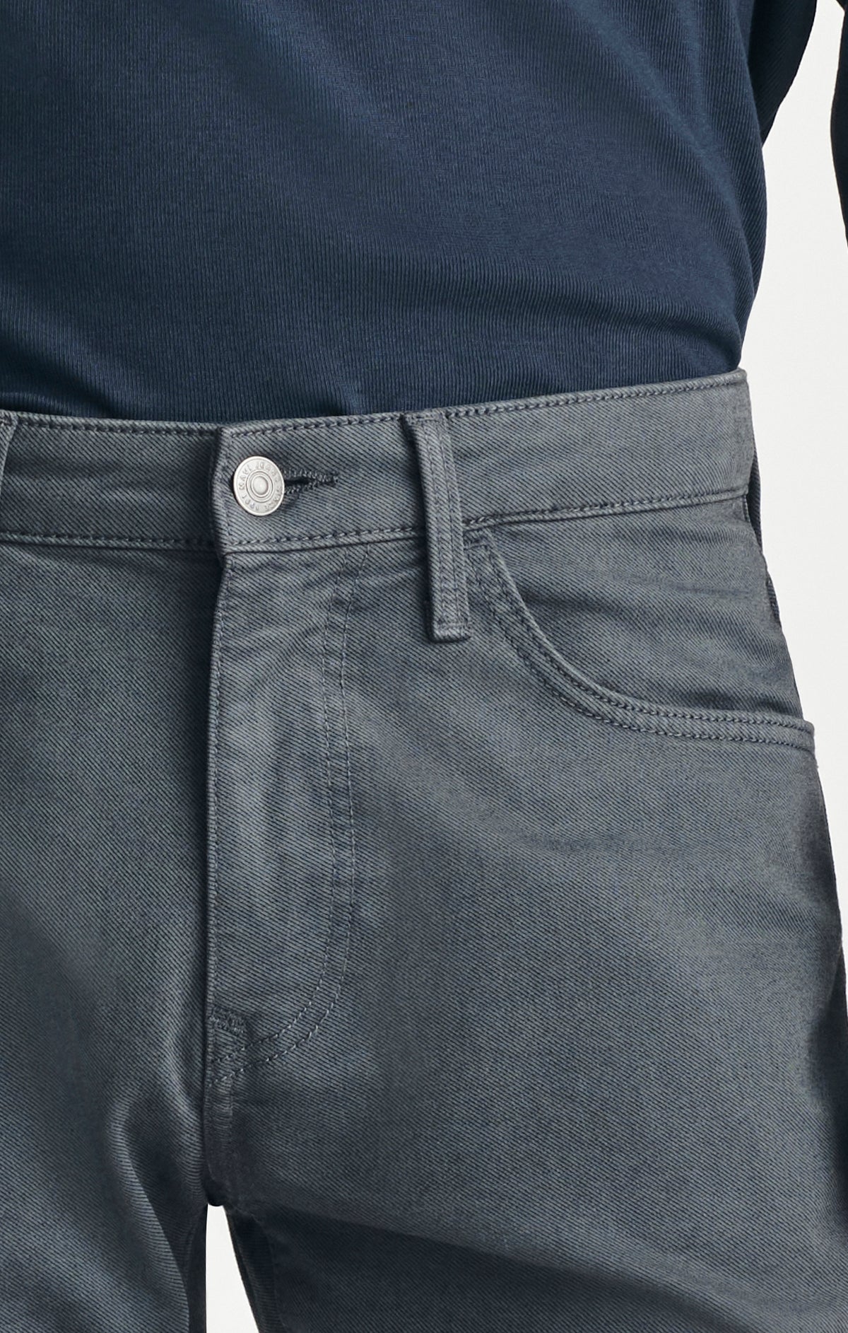 MARCUS SLIM STRAIGHT LEG IN DENIM EXPLORER - Mavi Jeans