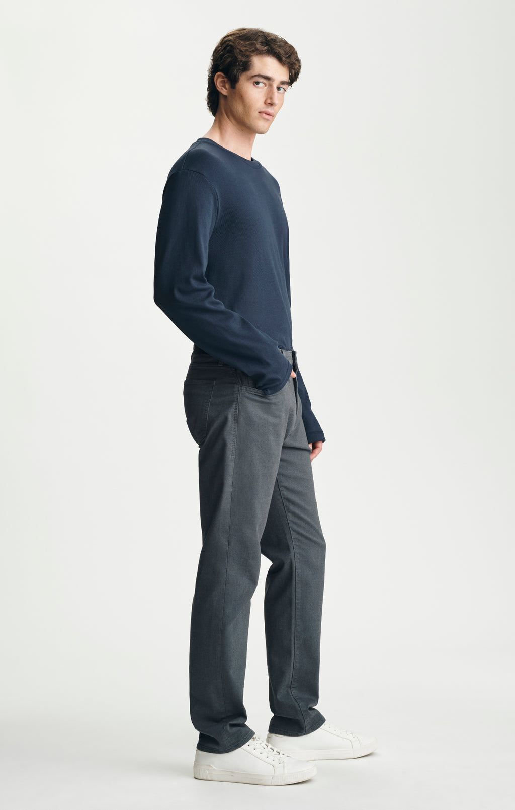 MARCUS SLIM STRAIGHT LEG IN DENIM EXPLORER - Mavi Jeans