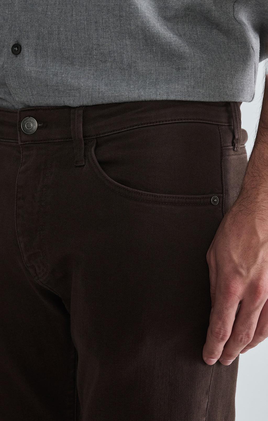 MARCUS SLIM STRAIGHT LEG IN BROWN DENIM - Mavi Jeans