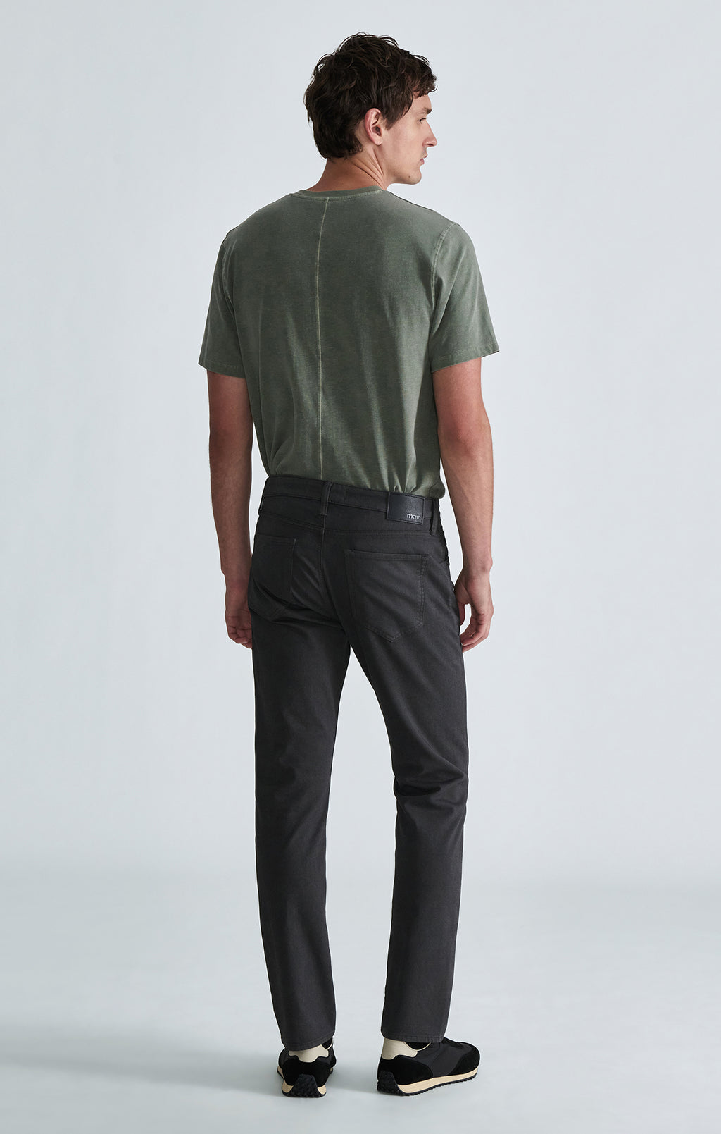 MARCUS SLIM STRAIGHT LEG IN SHARK EXPLORER - Mavi Jeans