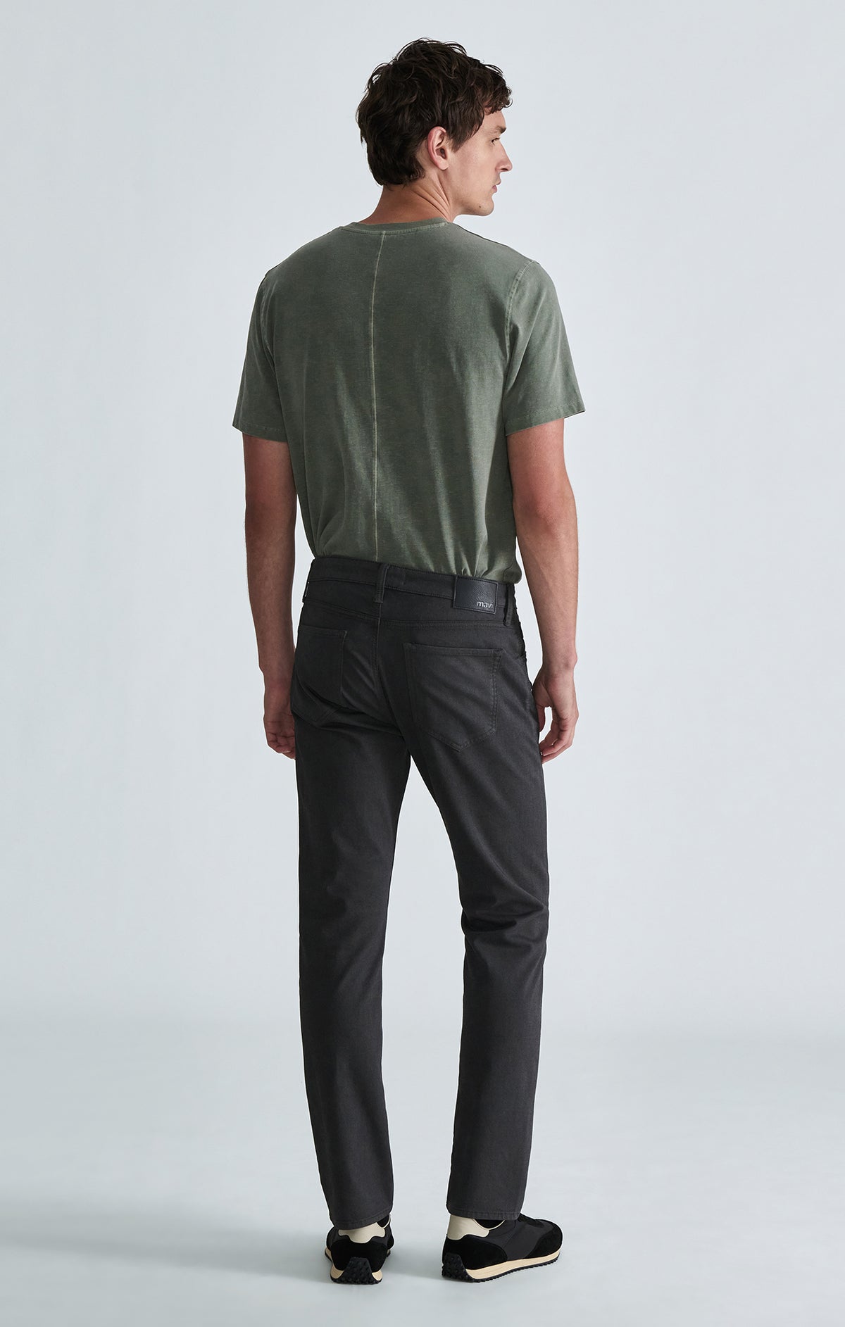 MARCUS SLIM STRAIGHT LEG IN SHARK EXPLORER - Mavi Jeans