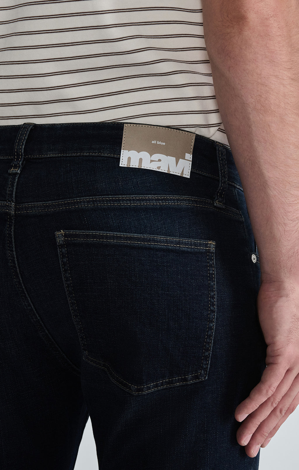 JAKE SLIM LEG IN DARK BRUSHED CLASSIC VINTAGE - Mavi Jeans