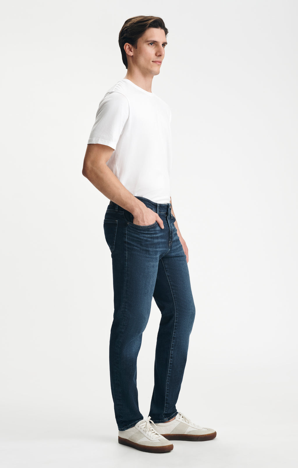 STEVE ATHLETIC FIT IN DARK BRUSHED ORGANIC VINTAGE - Mavi Jeans