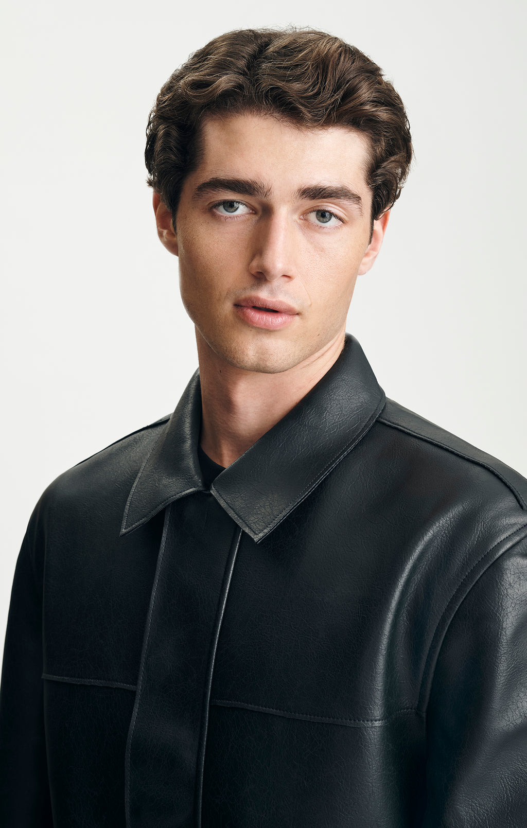 FAUX LEATHER JACKET IN JET BLACK