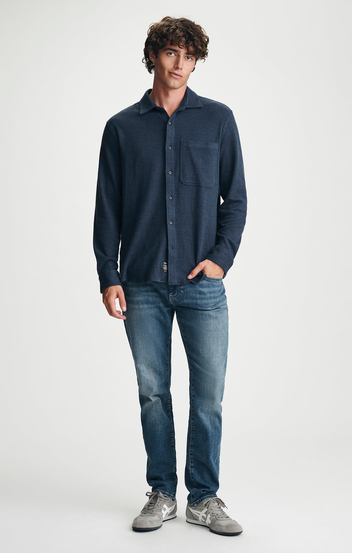 TEXTURED ONE POCKET BUTTON-UP SHIRT IN NAVY - Mavi Jeans