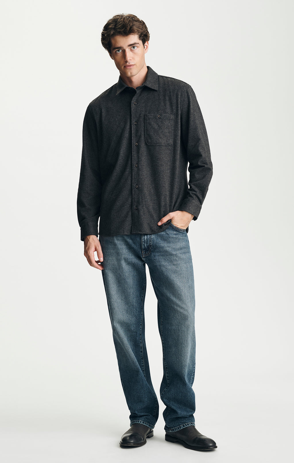 TEXTURED ONE POCKET BUTTON-UP SHIRT IN ANTHRACITE - Mavi Jeans