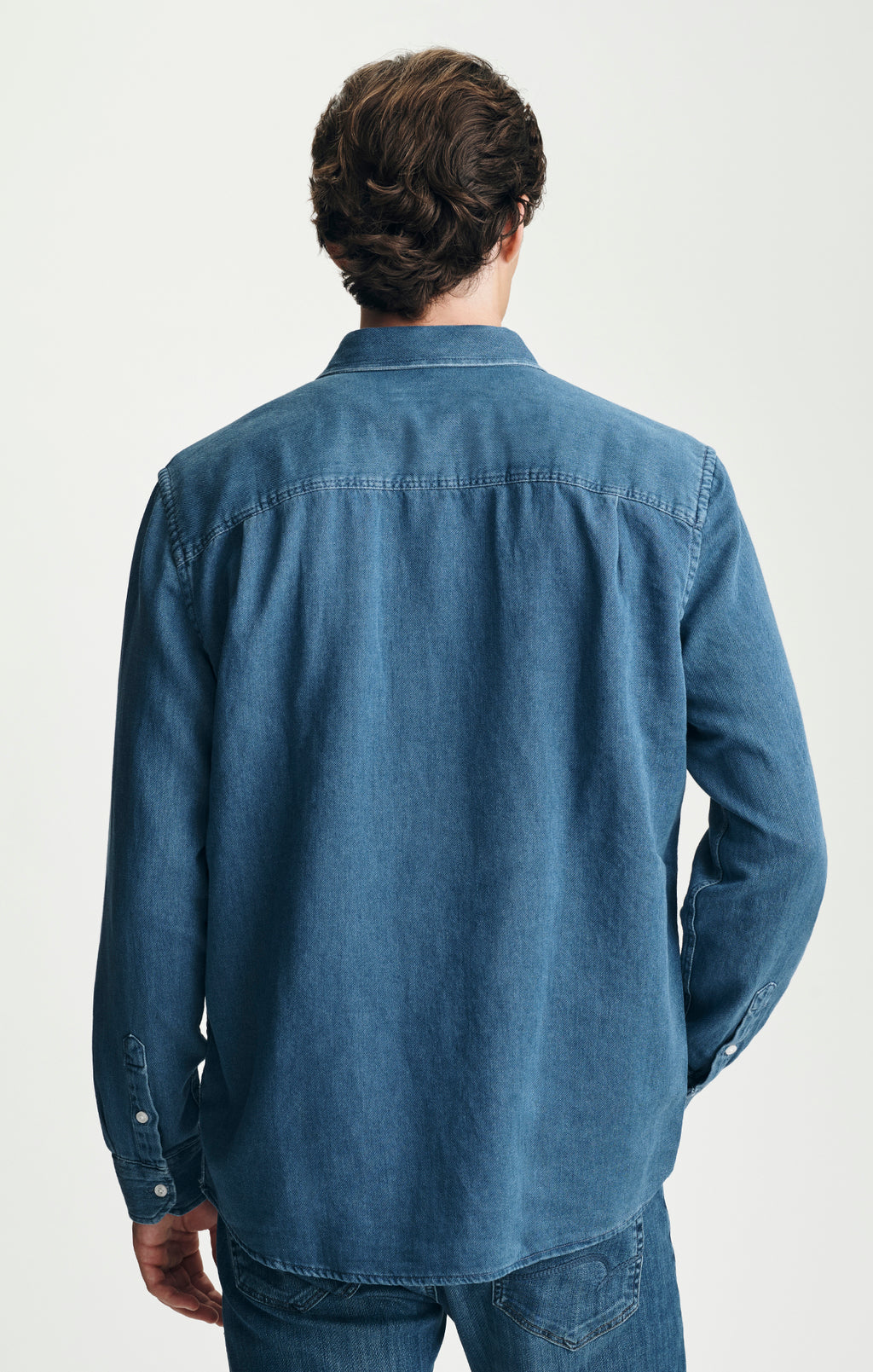 ONE POCKET BUTTON-UP SHIRT IN İNDIGO