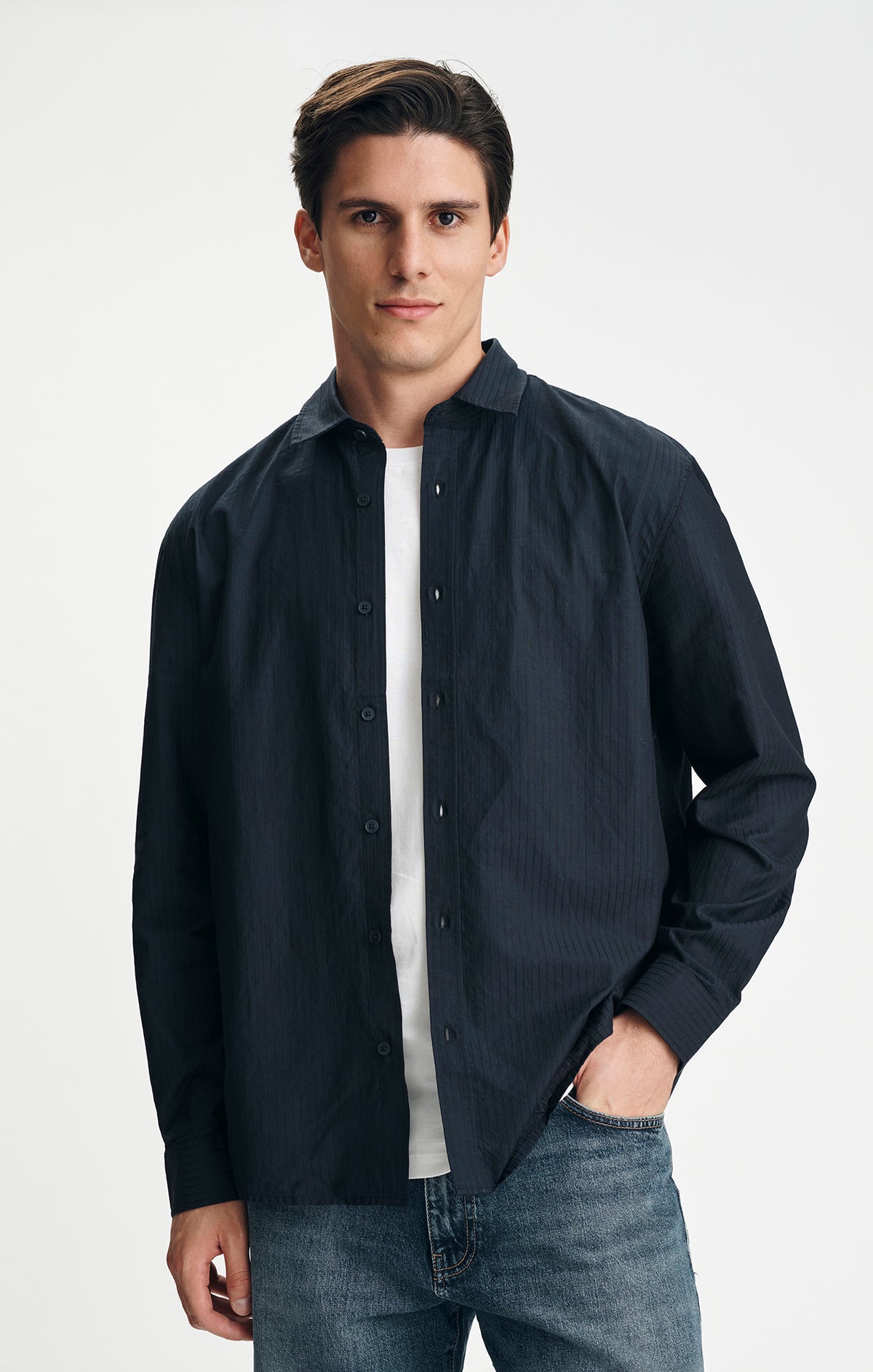 BUTTON-UP SHIRT IN DARK NAVY - Mavi Jeans
