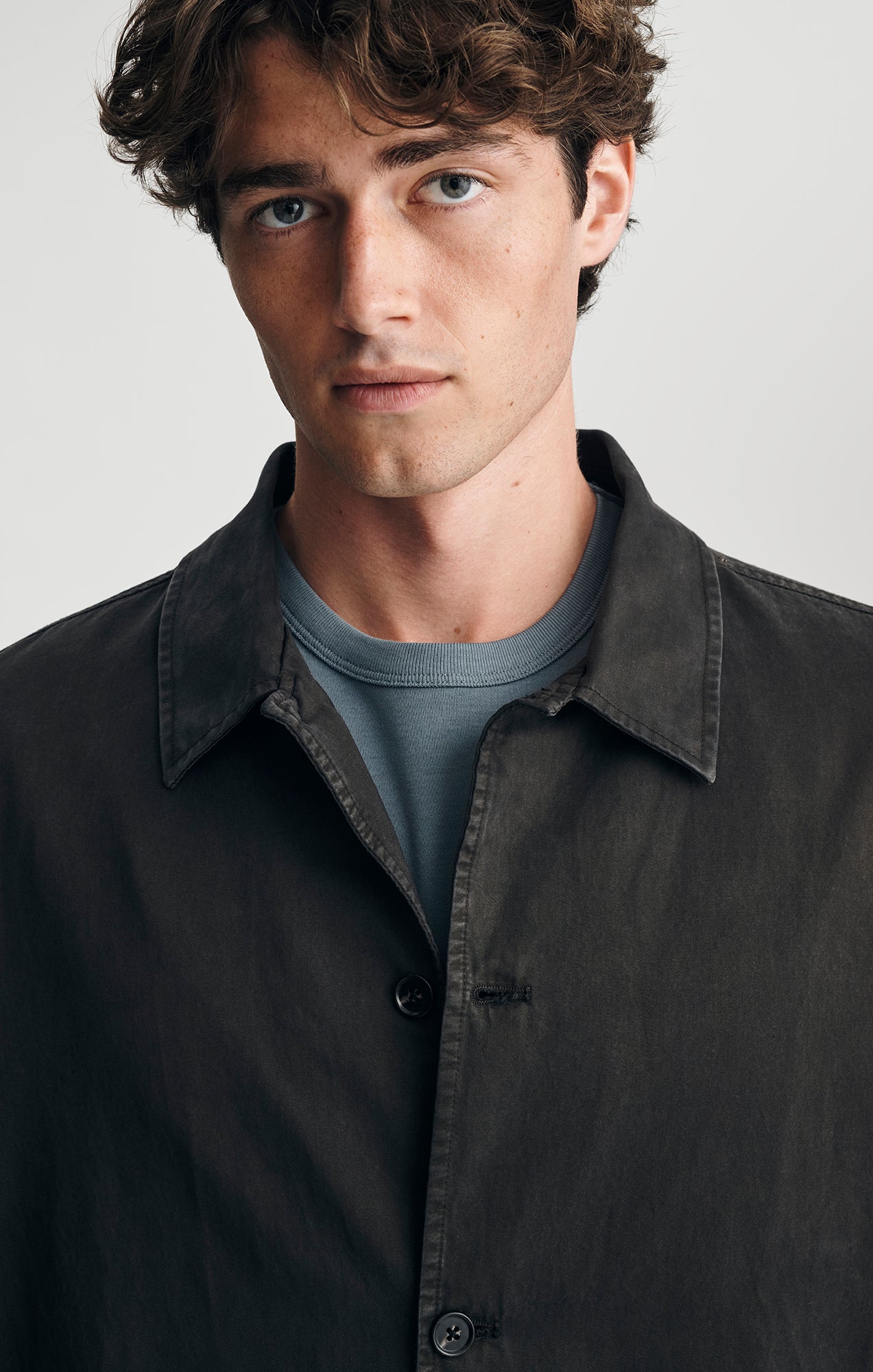 TENCEL™ CAMP COLLAR OVERSHIRT IN ESPRESSO - Mavi Jeans