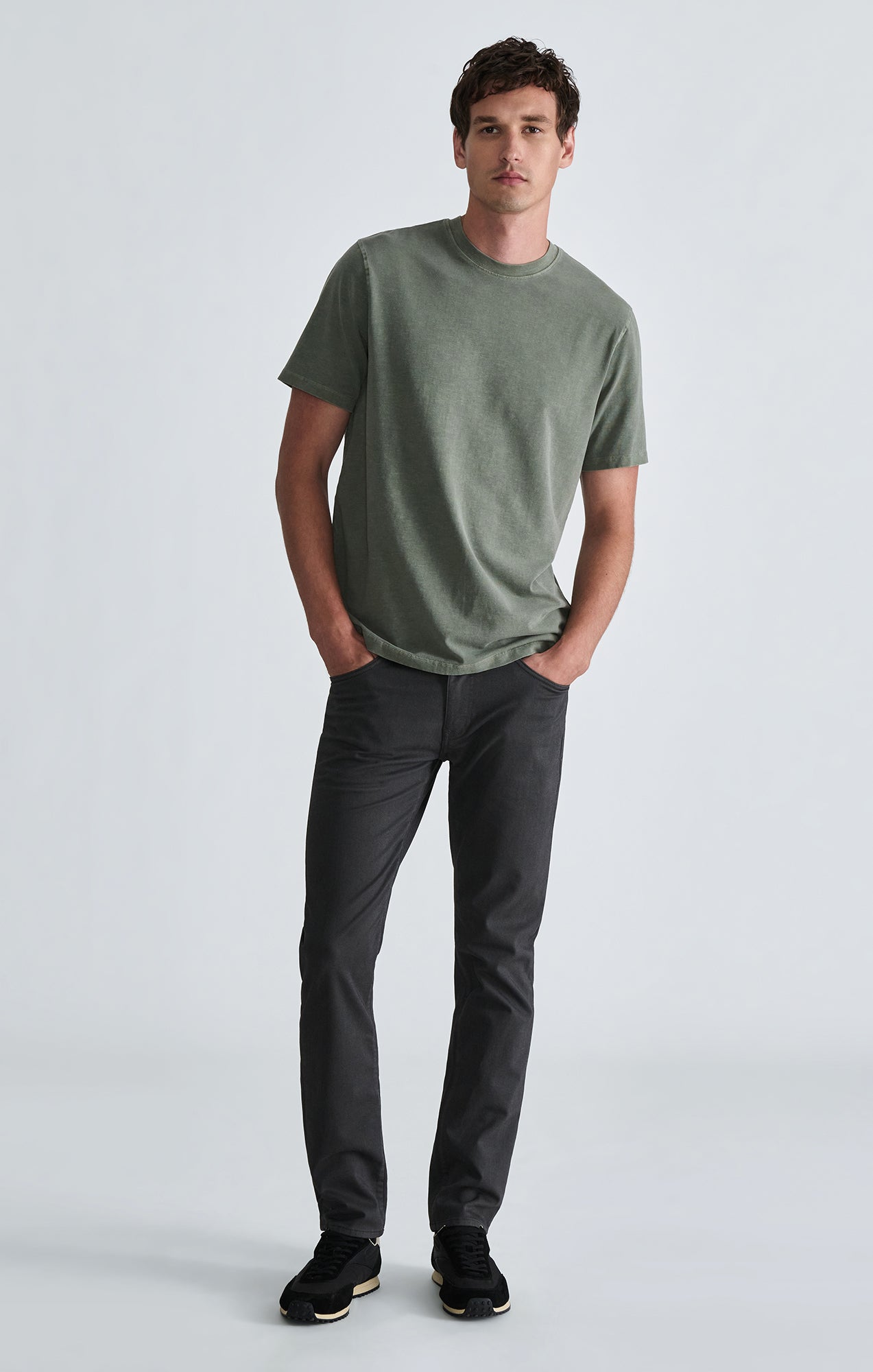 SOFT SLUB CREW NECK T-SHIRT IN BEETLE - Mavi Jeans