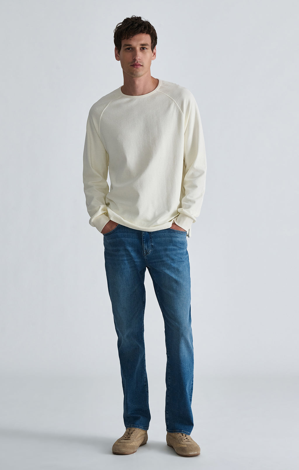 INTERLOCK RAGLAN LONG SLEEVE T-SHIRT IN EGRET - Mavi Jeans