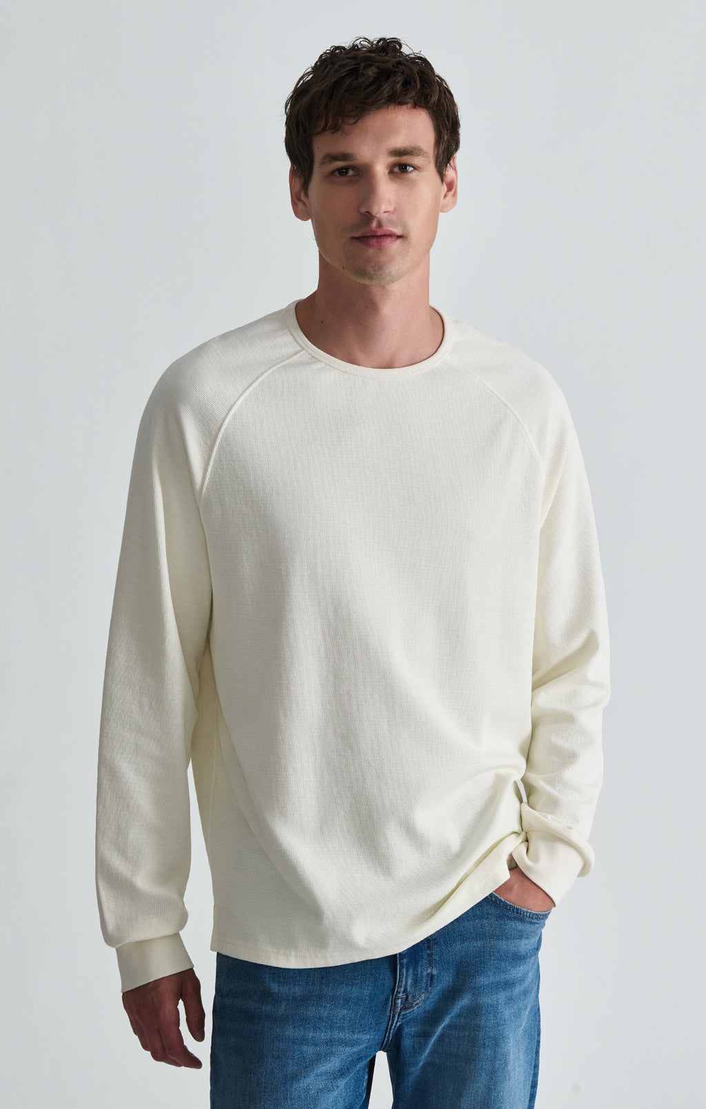 INTERLOCK RAGLAN LONG SLEEVE T-SHIRT IN EGRET - Mavi Jeans