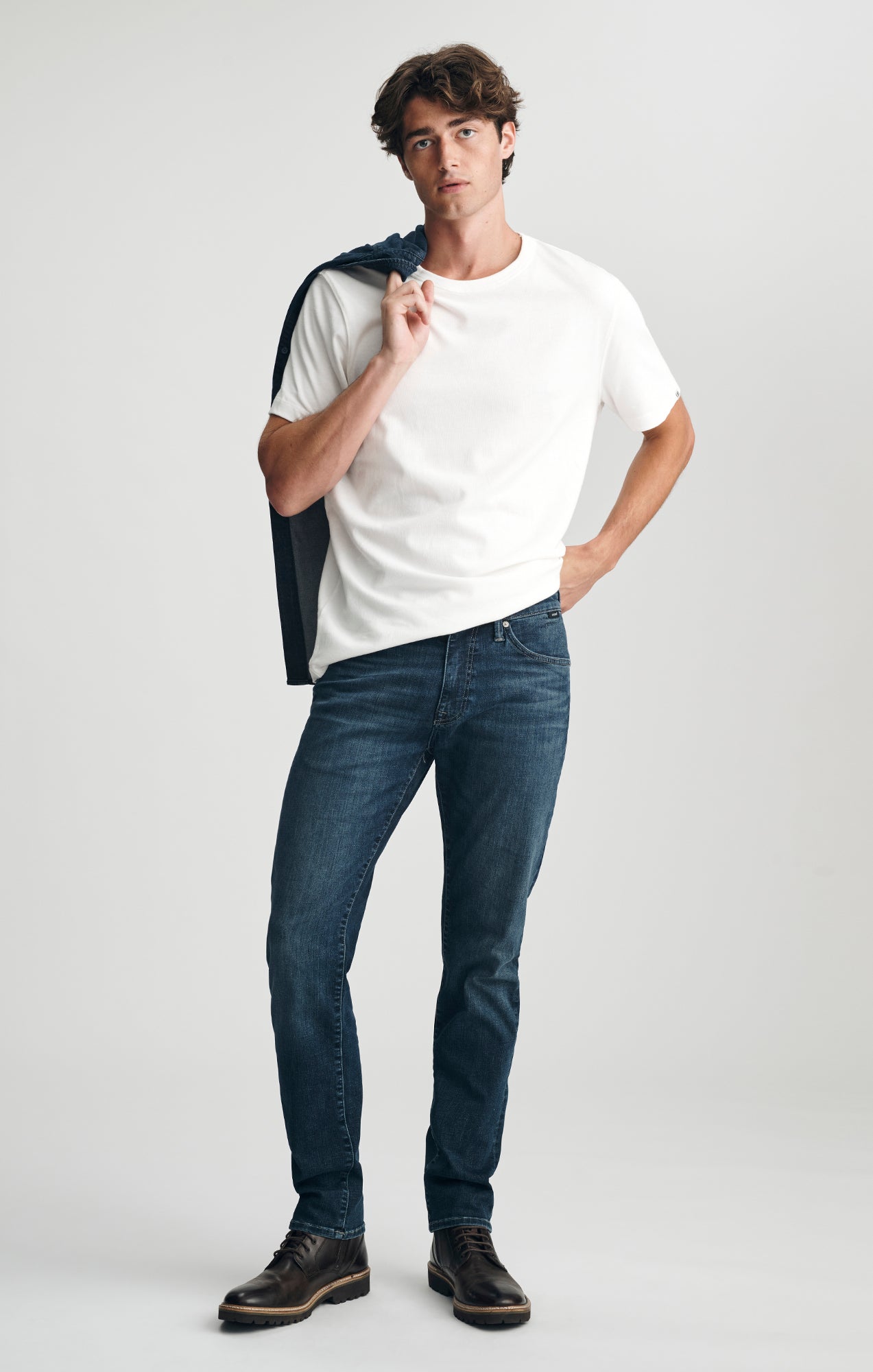 CREW NECK T-SHIRT IN ANTIQUE WHITE - Mavi Jeans
