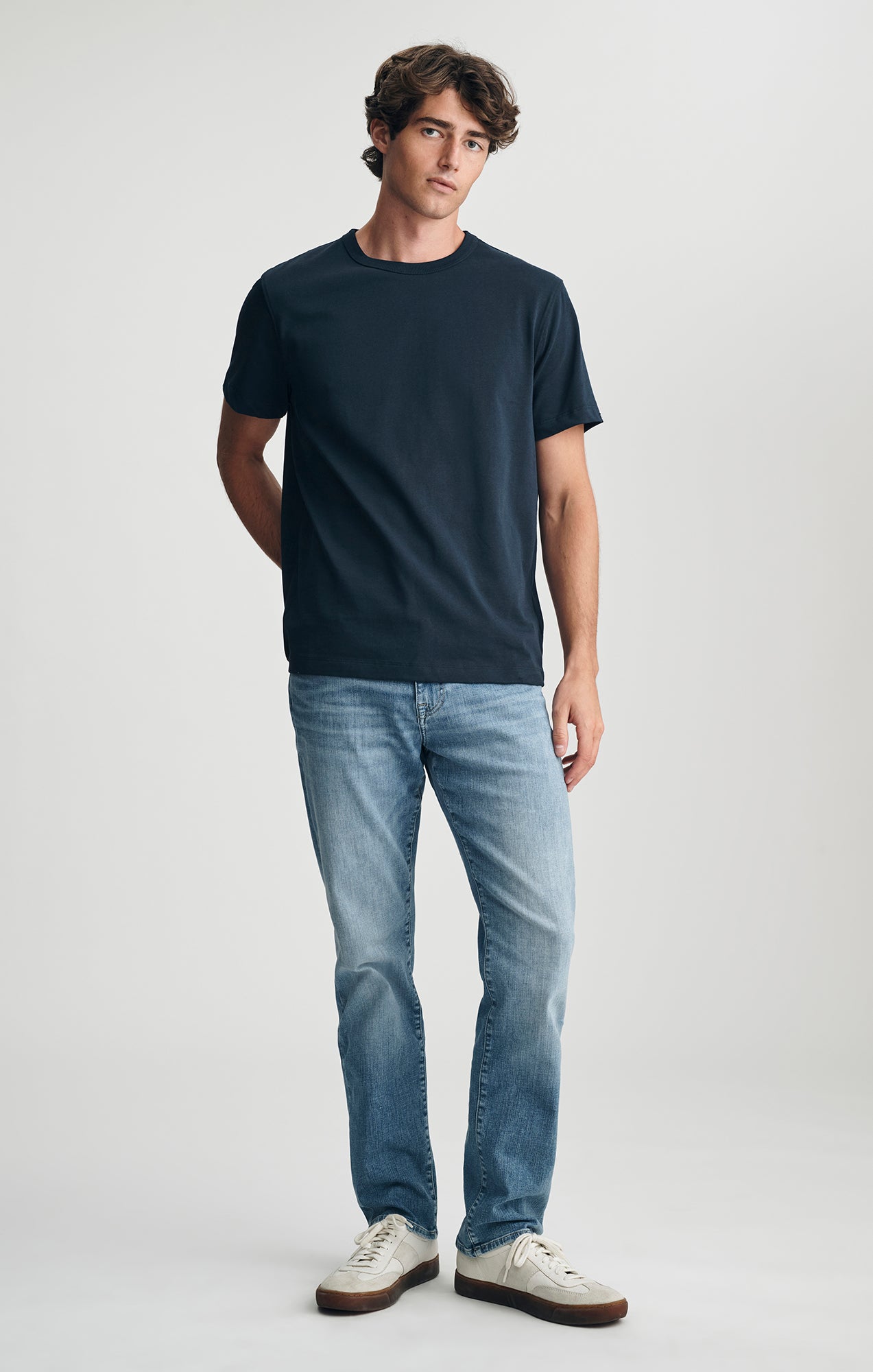CREW NECK T-SHIRT IN TOTAL ECLIPSE - Mavi Jeans