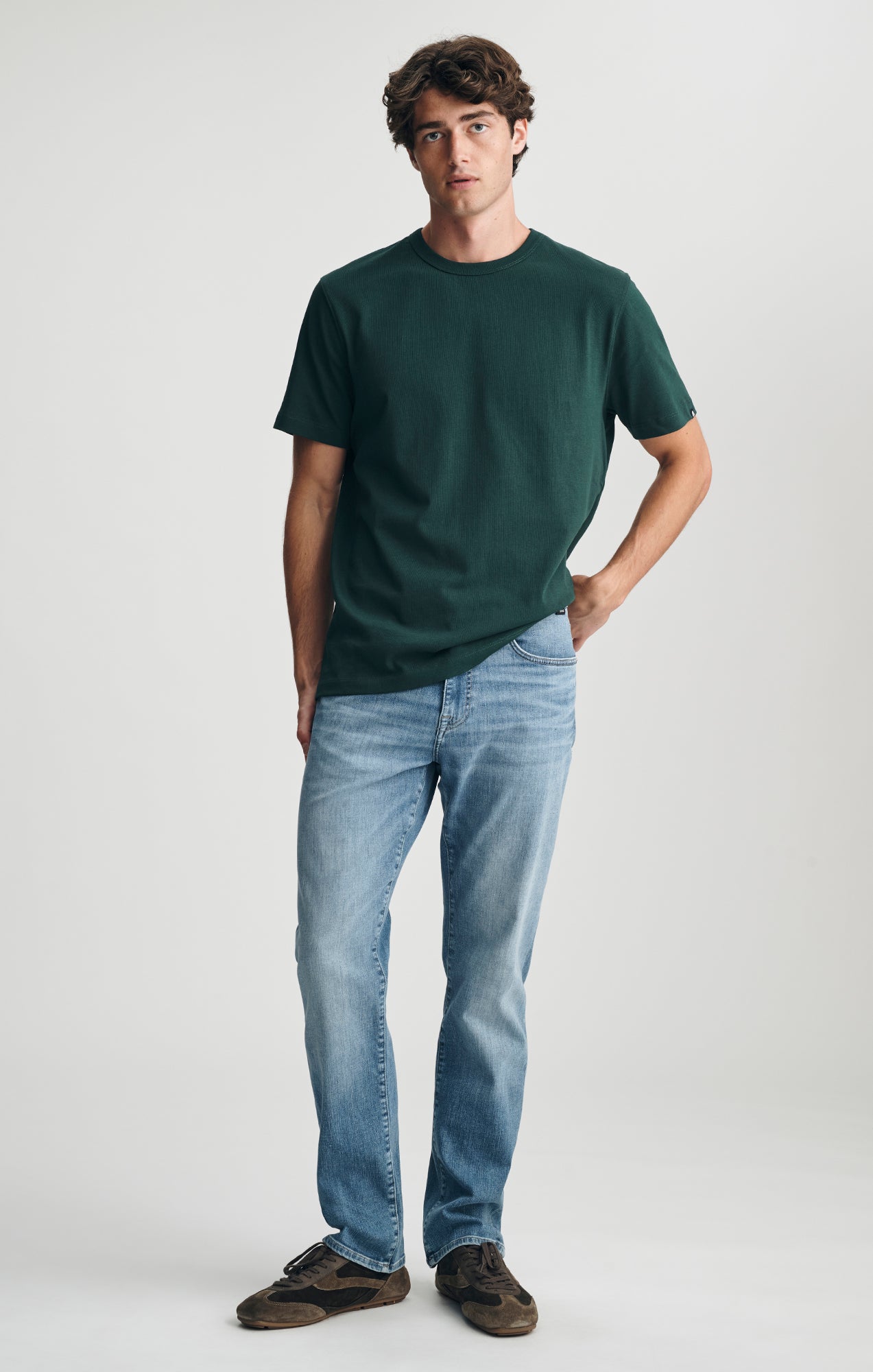CREW NECK T-SHIRT IN PINE GROVE