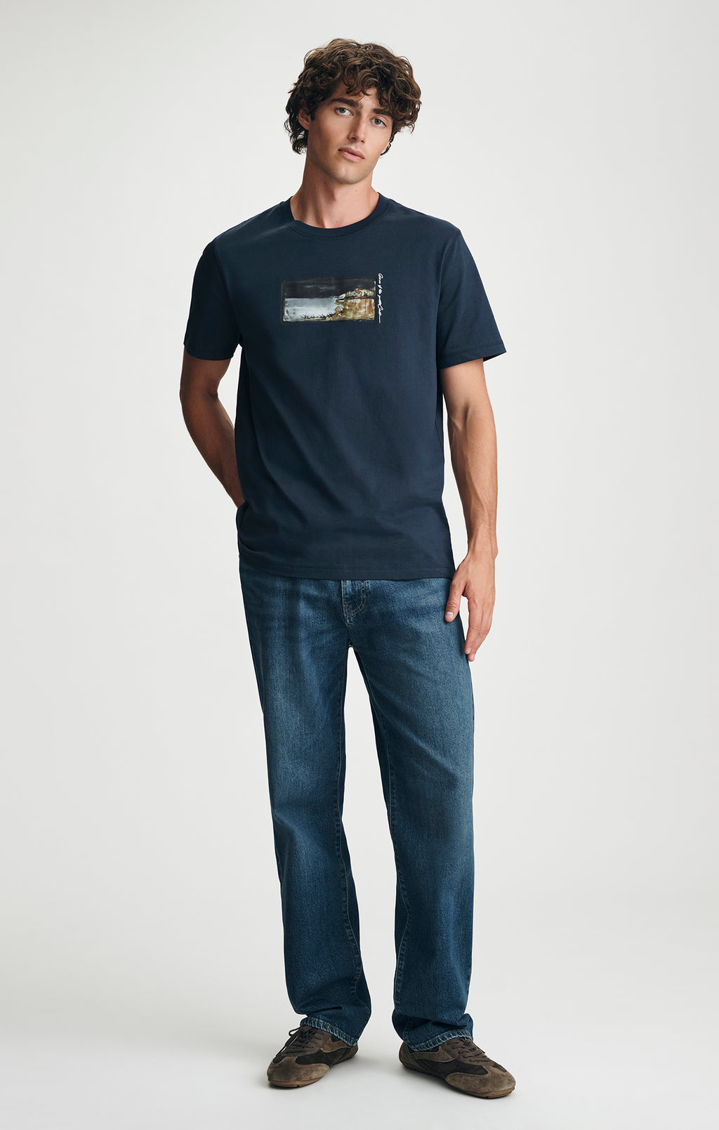 COASTLINE GRAPHIC T-SHIRT IN TOTAL ECLIPSE - Mavi Jeans