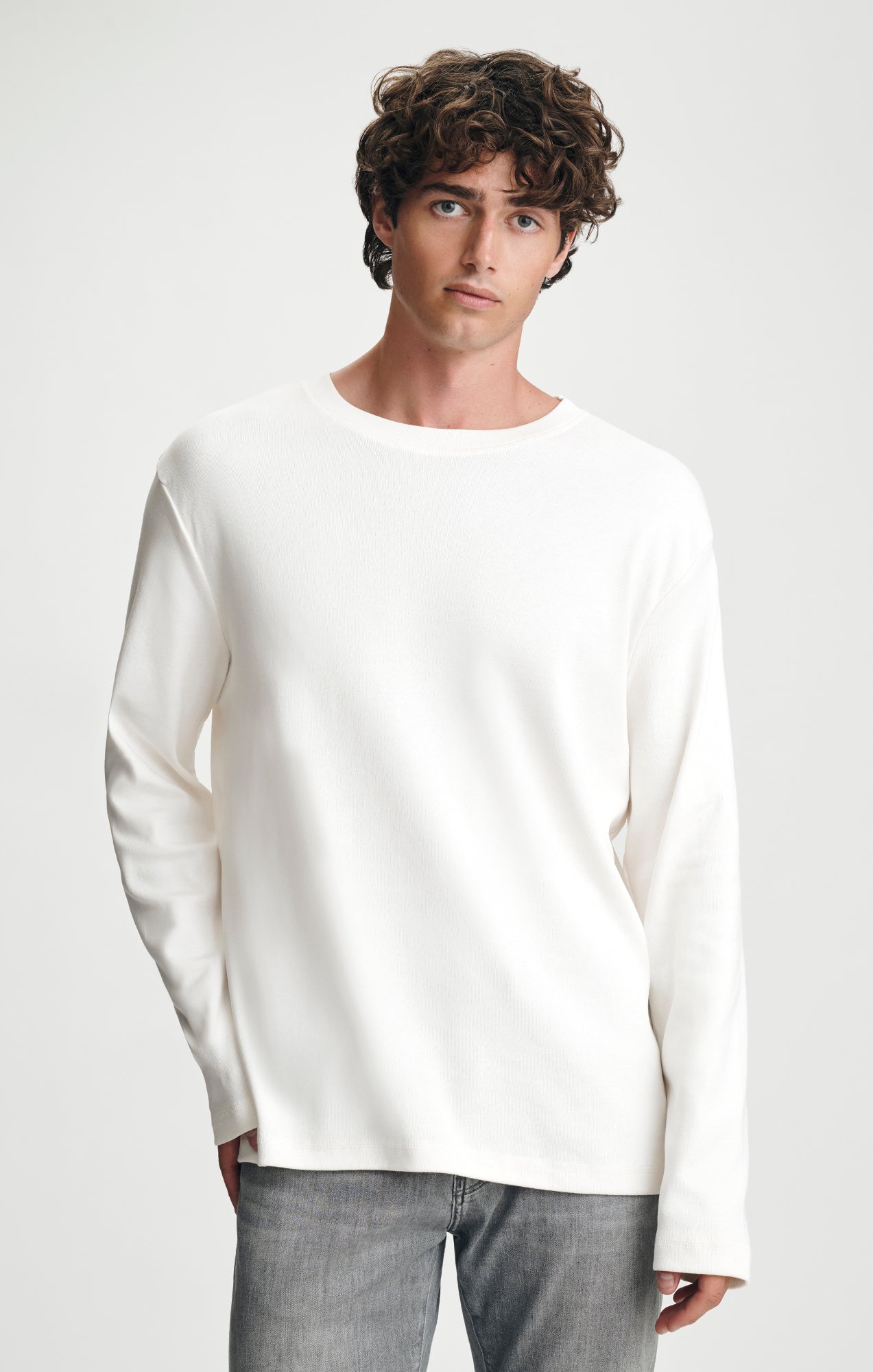 LONG SLEEVE CREW NECK T-SHIRT IN ANTIQUE WHITE - Mavi Jeans
