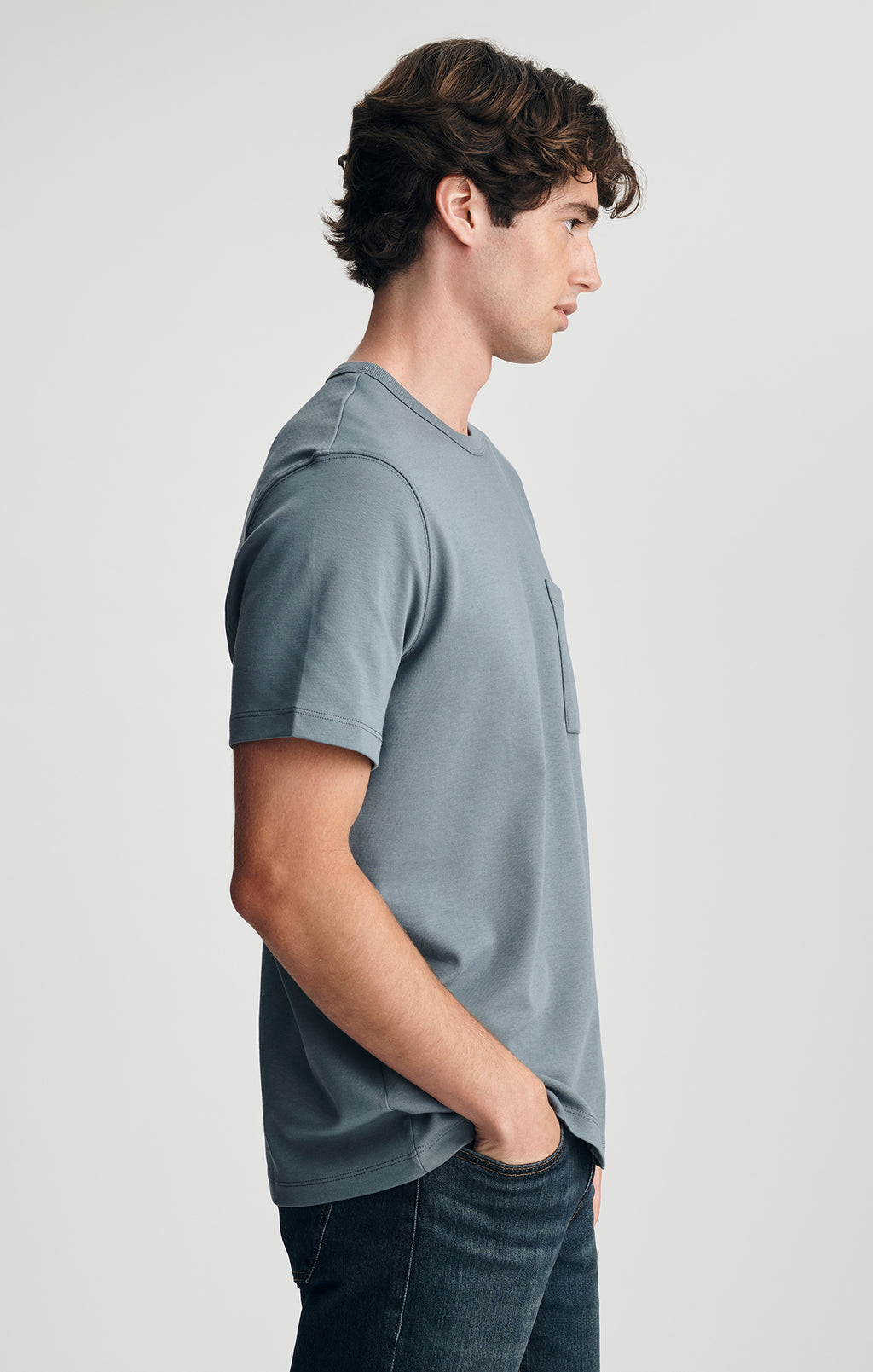POCKET CREW NECK T-SHIRT IN STORMY WEATHER