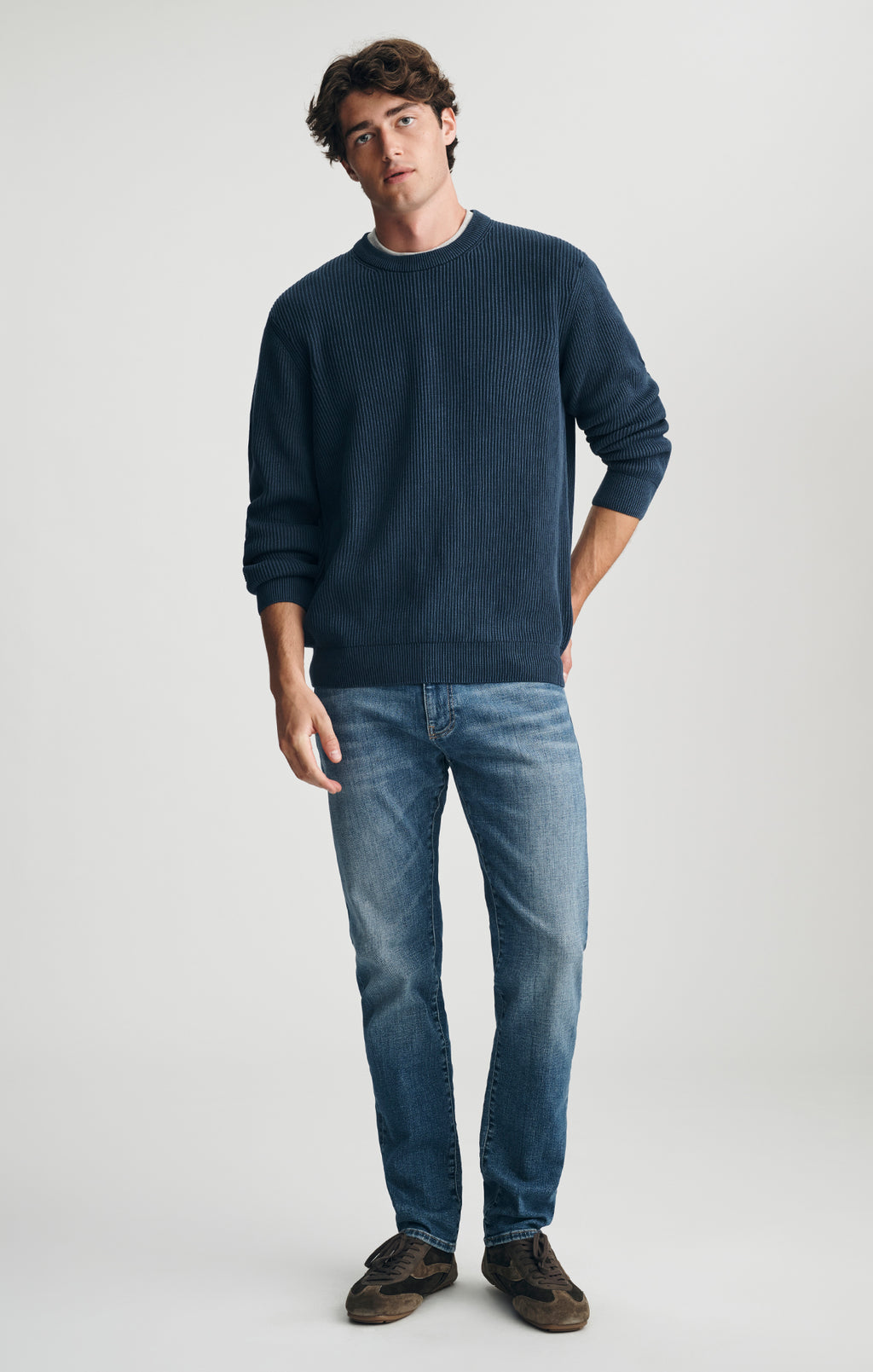 ACID WASH CREW NECK SWEATER IN TOTAL ECLIPSE - Mavi Jeans