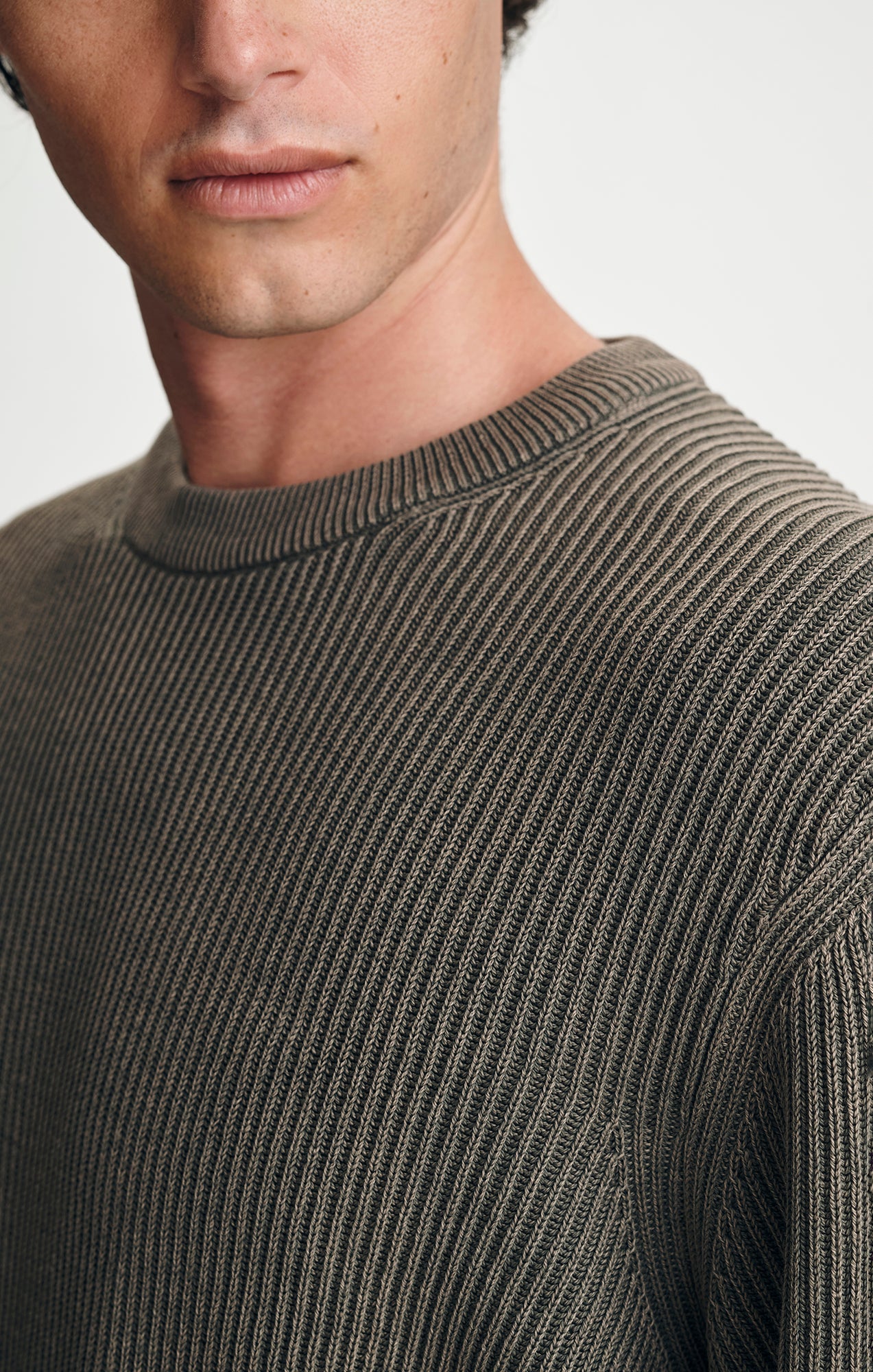 ACID WASH CREW NECK SWEATER IN FALCON - Mavi Jeans