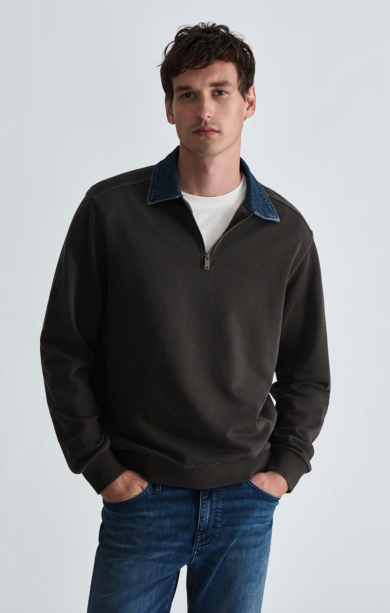 DENIM COLLAR QUARTER ZIP SWEATSHIRT IN AFTER DARK - Mavi Jeans