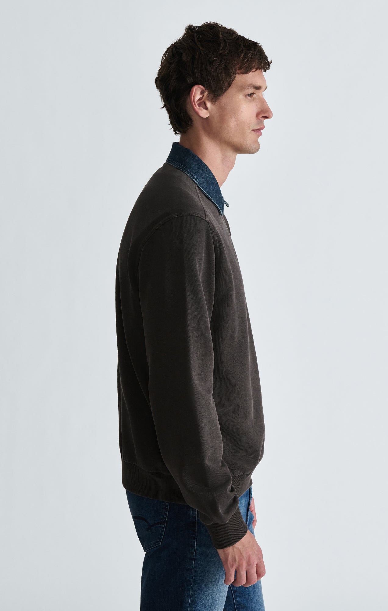 DENIM COLLAR QUARTER ZIP SWEATSHIRT IN AFTER DARK - Mavi Jeans
