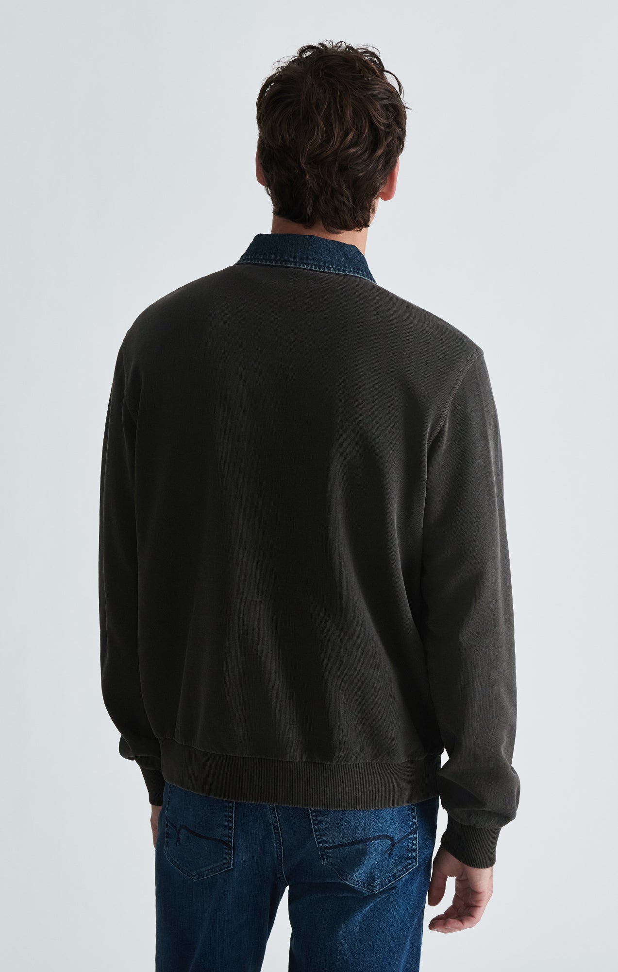 DENIM COLLAR QUARTER ZIP SWEATSHIRT IN AFTER DARK - Mavi Jeans