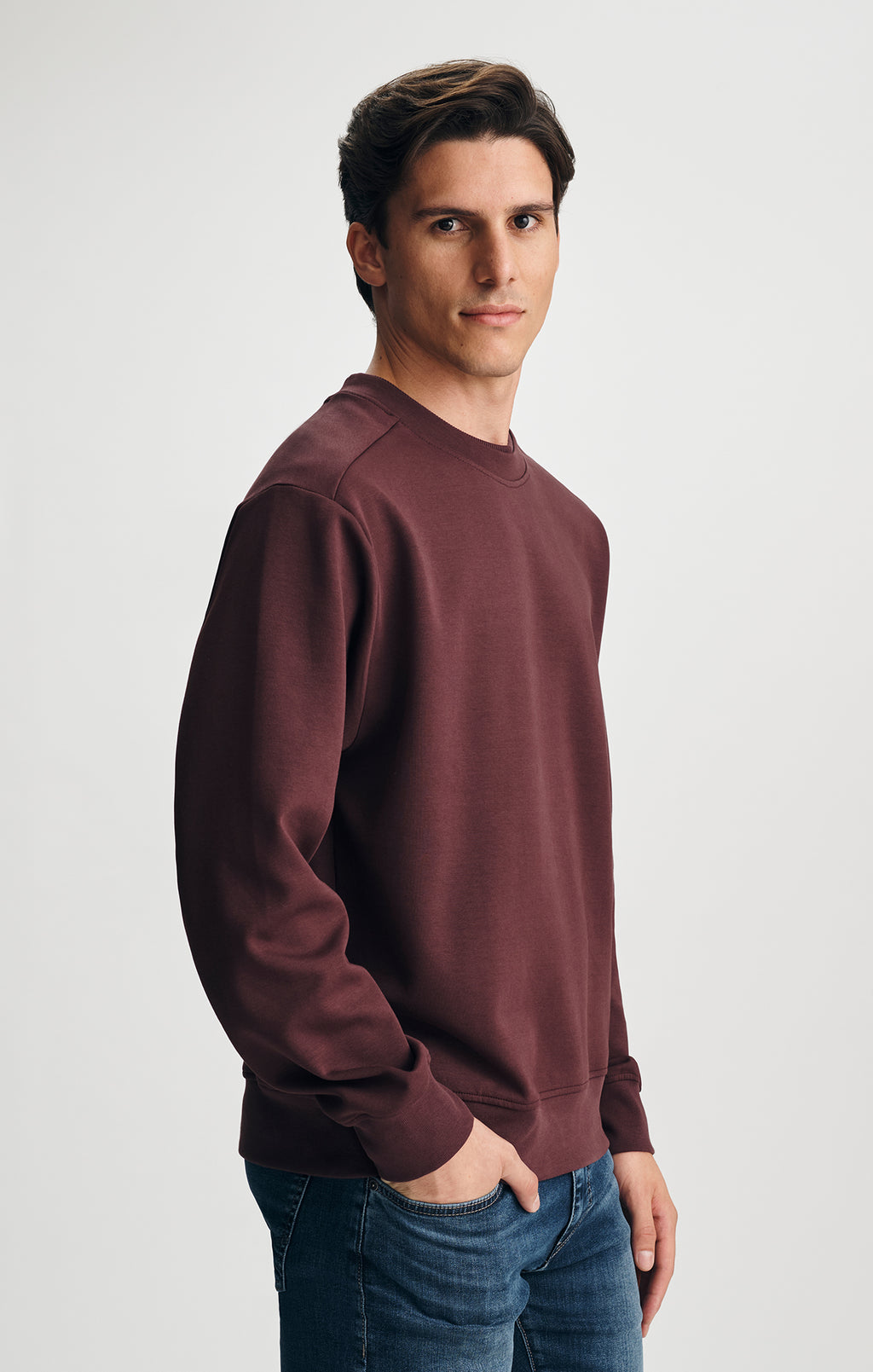 FLEECE CREW NECK SWEATSHIRT IN FUDGE
