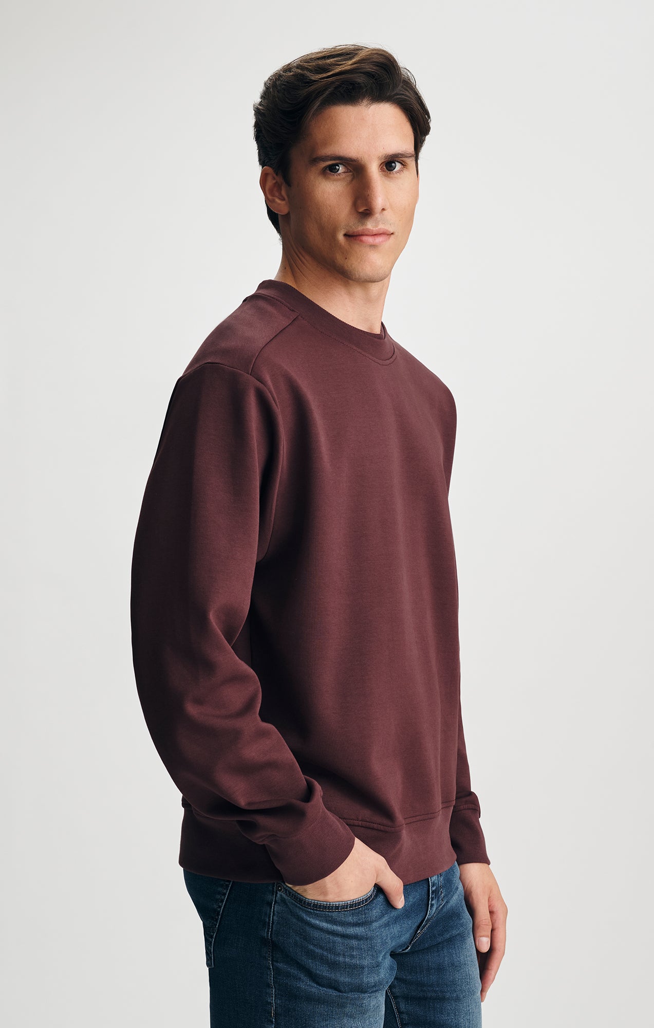 FLEECE CREW NECK SWEATSHIRT IN FUDGE