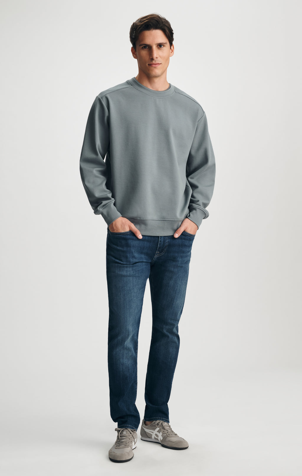 FLEECE CREW NECK SWEATSHIRT IN STORMY WEATHER
