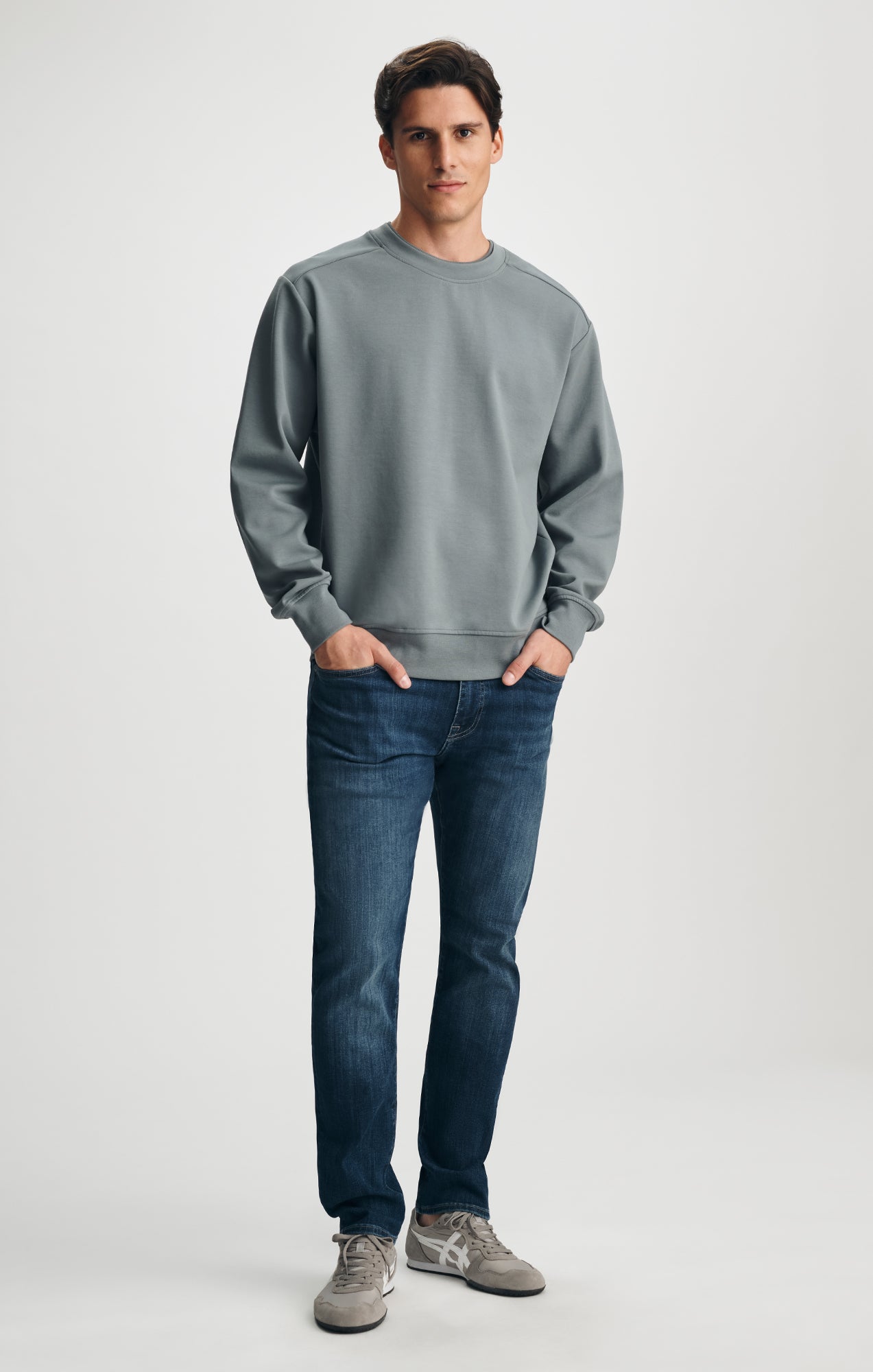 FLEECE CREW NECK SWEATSHIRT IN STORMY WEATHER