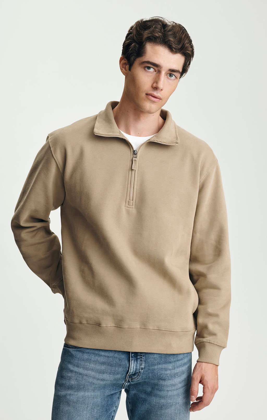 FLEECE QUARTER ZIP SWEATSHIRT IN BEIGE