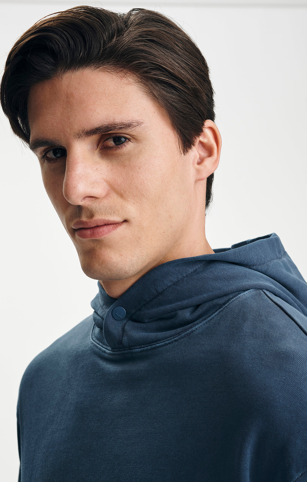 HOODIE IN DRESS BLUES - Mavi Jeans