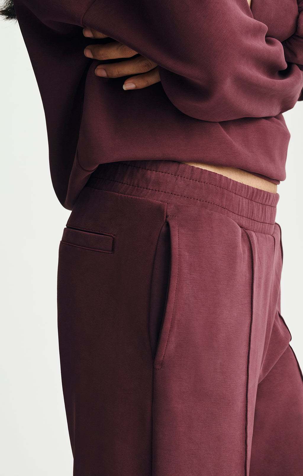 LUXE TOUCH TENCEL™ PANTS IN PORT ROYALE - Mavi Jeans