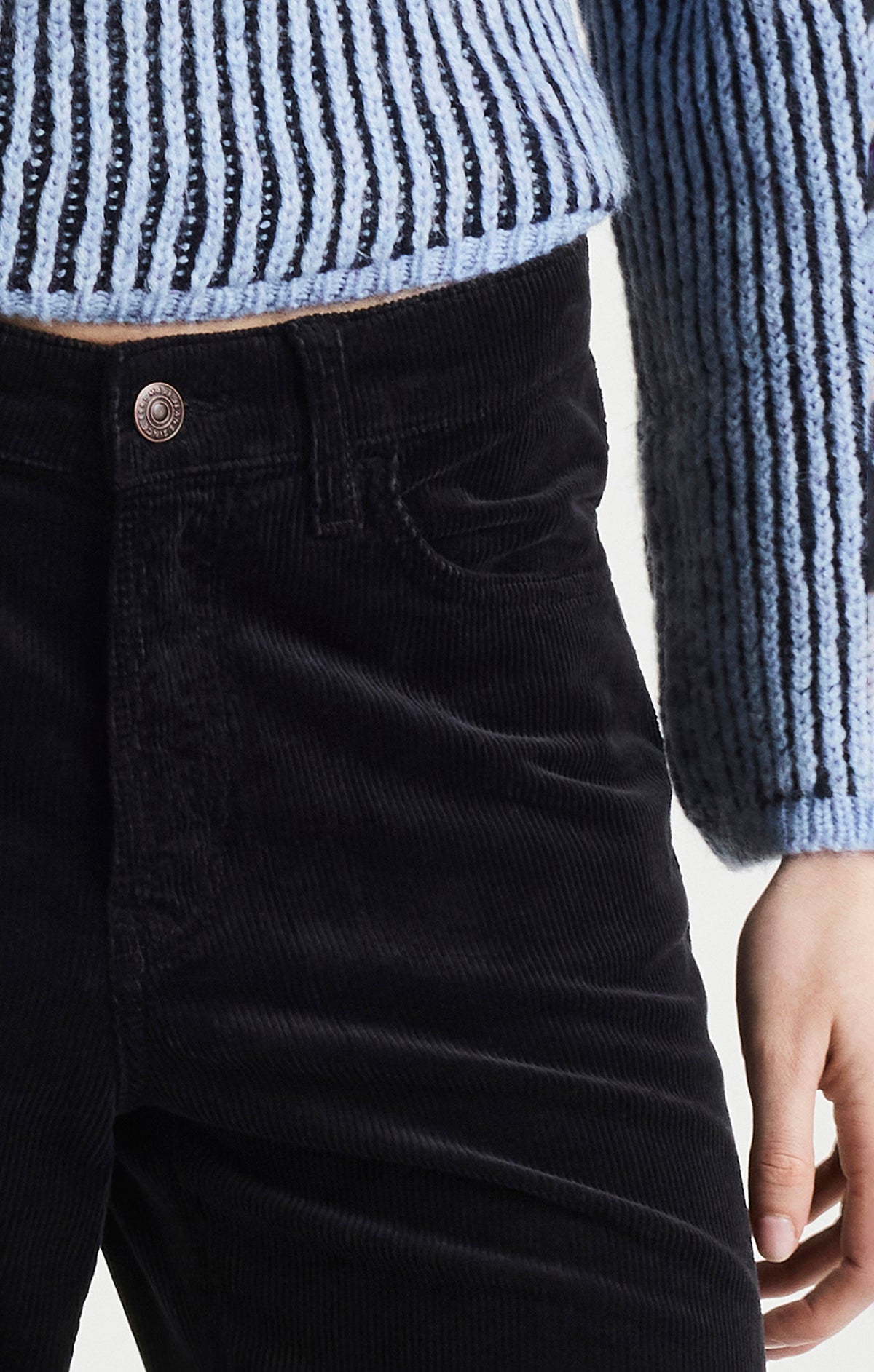 TAYLOR STRAIGHT LEG IN BLACK CORD