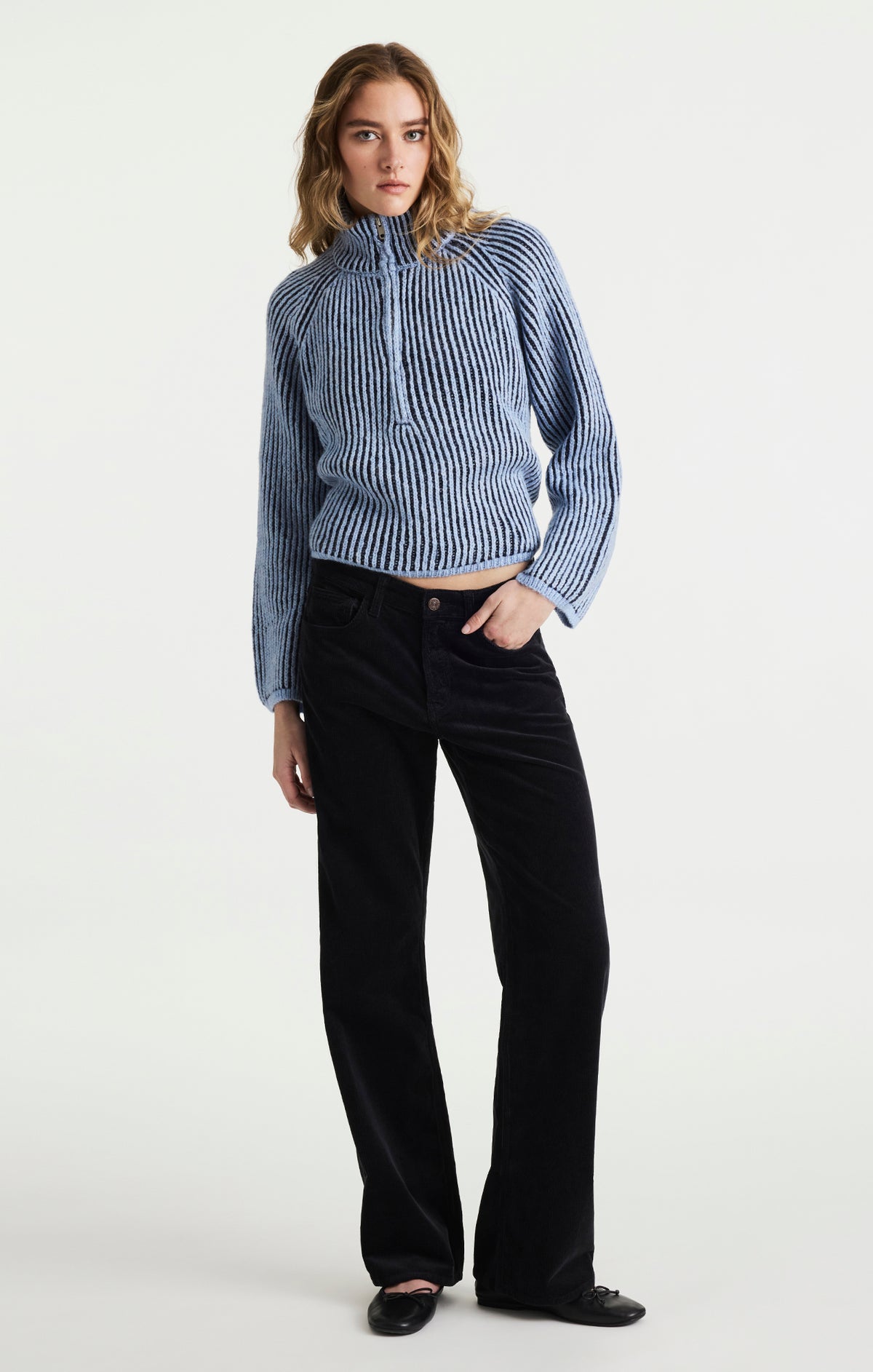 TAYLOR STRAIGHT LEG IN BLACK CORD